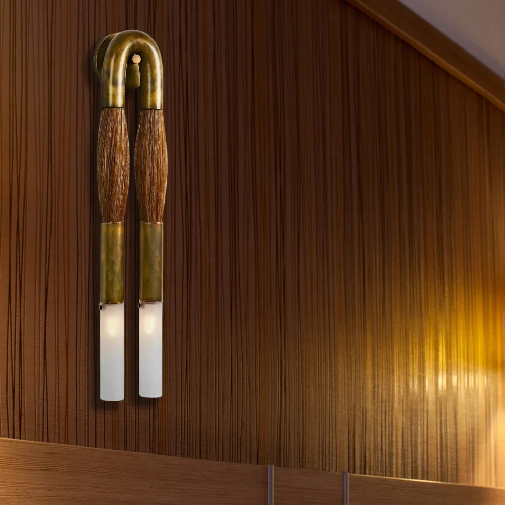 HORSEHAIR SCONCE - King Lamps