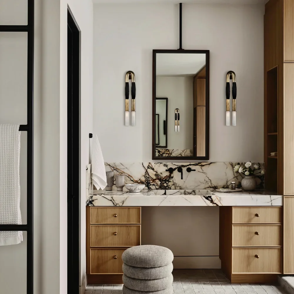 HORSEHAIR SCONCE - King Lamps