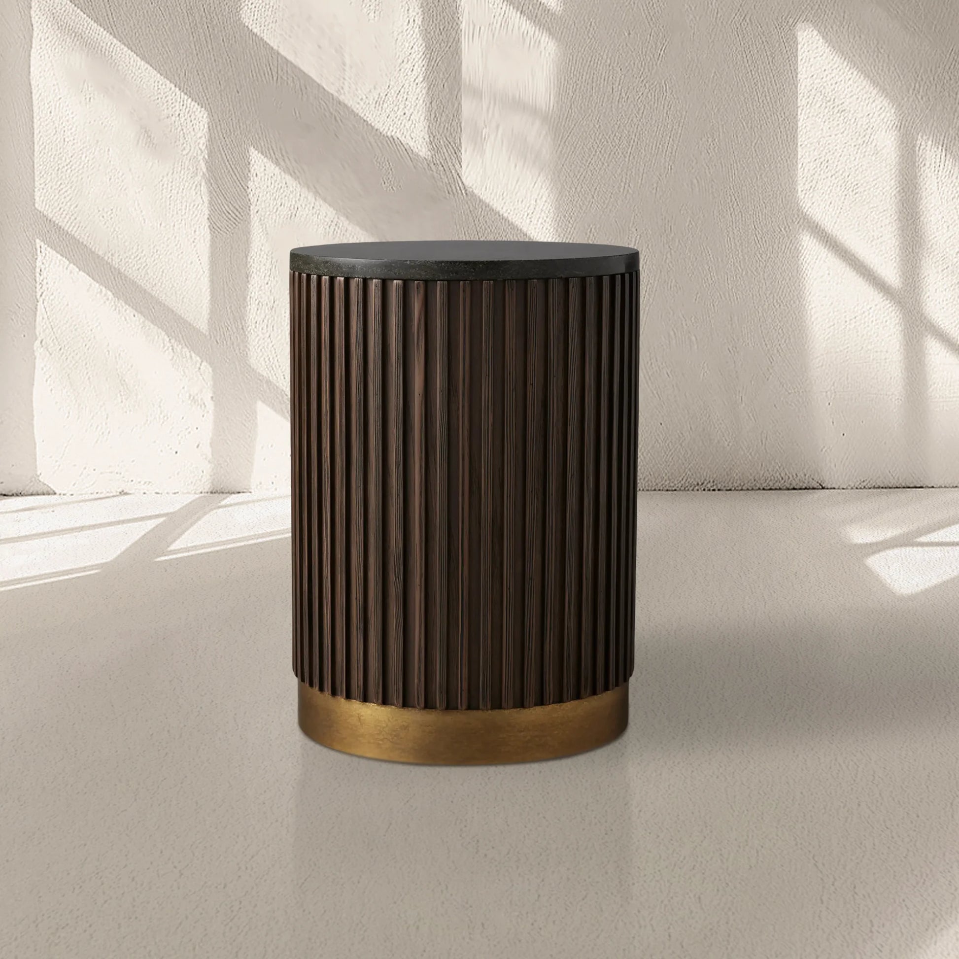 Finnley Pedestal