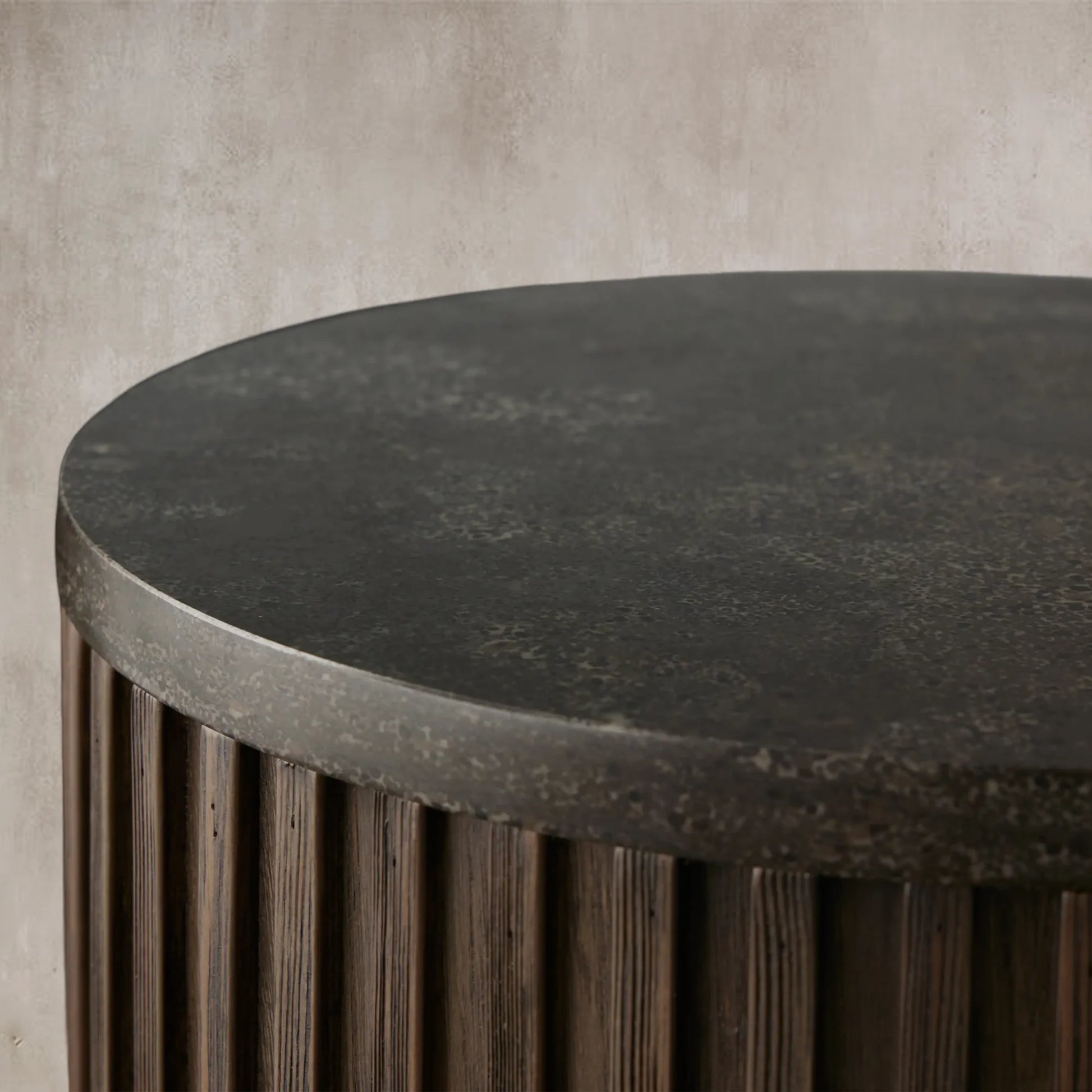 Finnley Pedestal