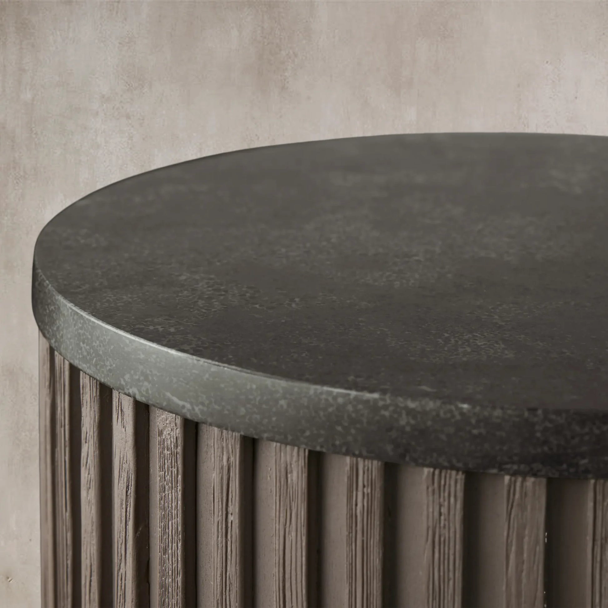 Finnley Pedestal