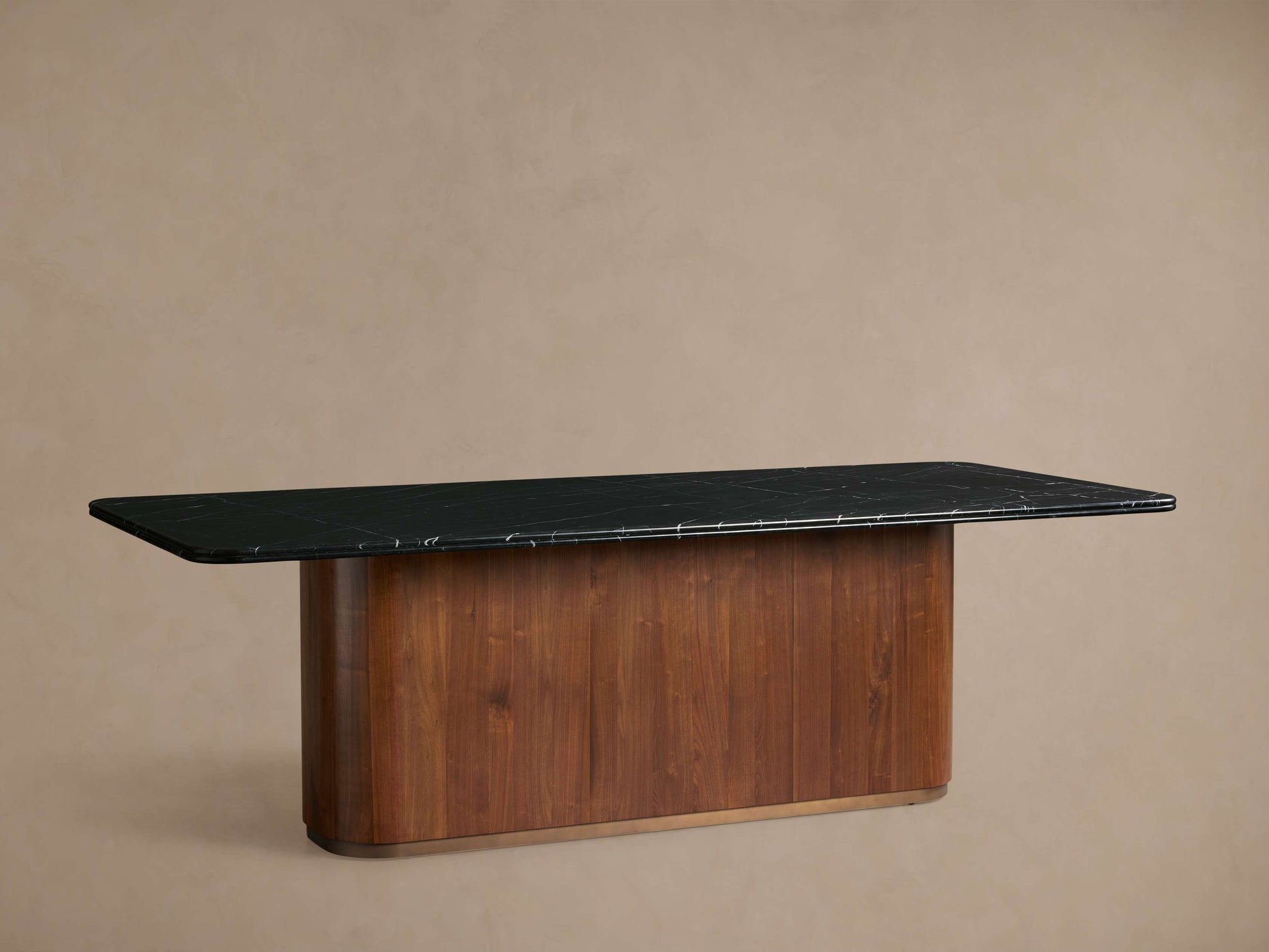 Caden Dining Table - King Lamps
