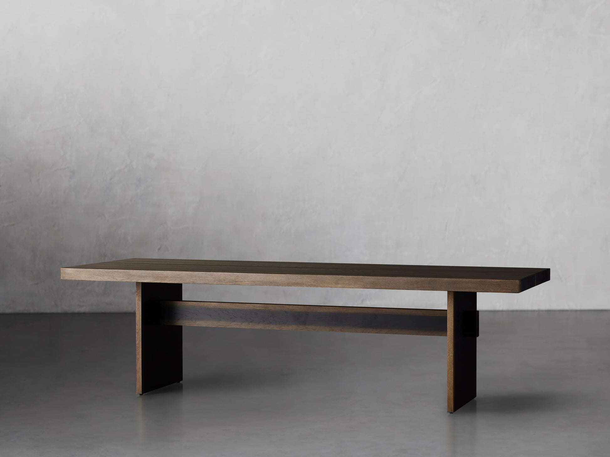 Mihaela Dining Table - King Lamps