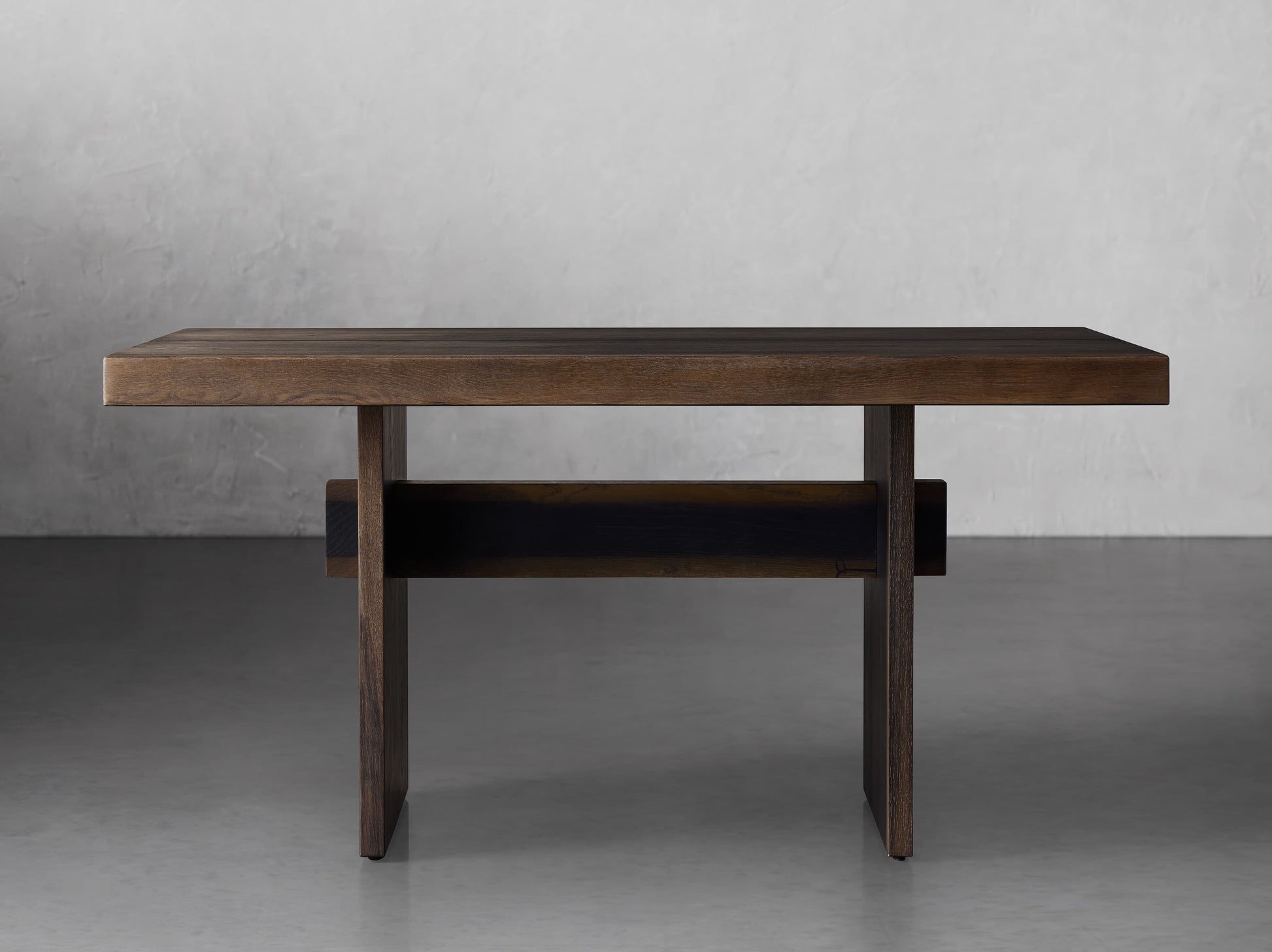 Mihaela Dining Table - King Lamps