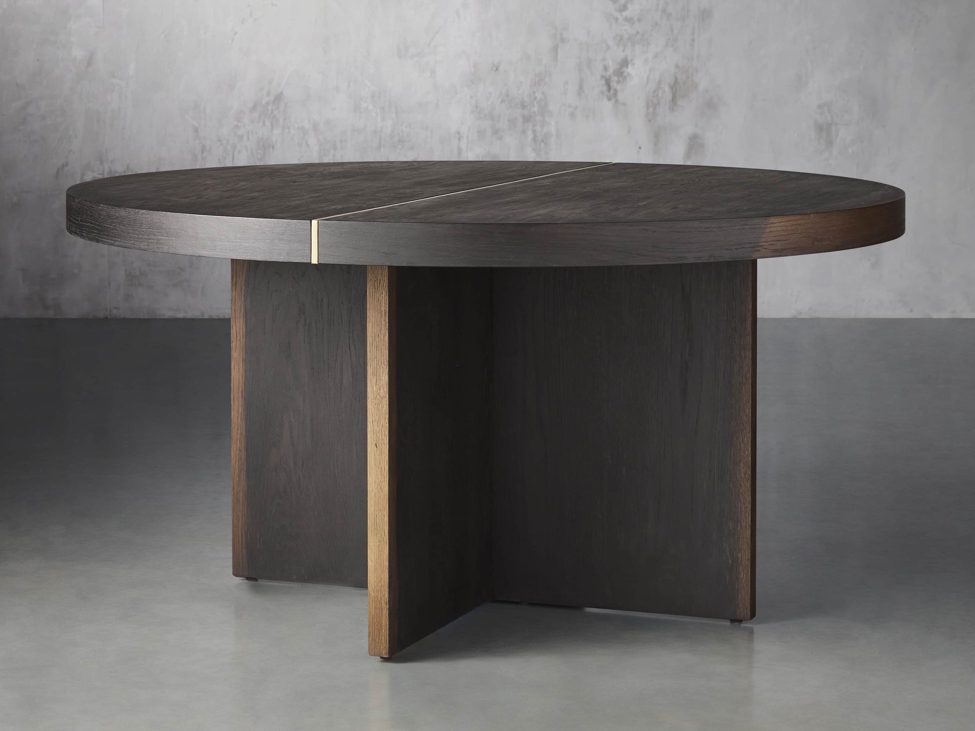 Mihaela Round Dining Table - King Lamps