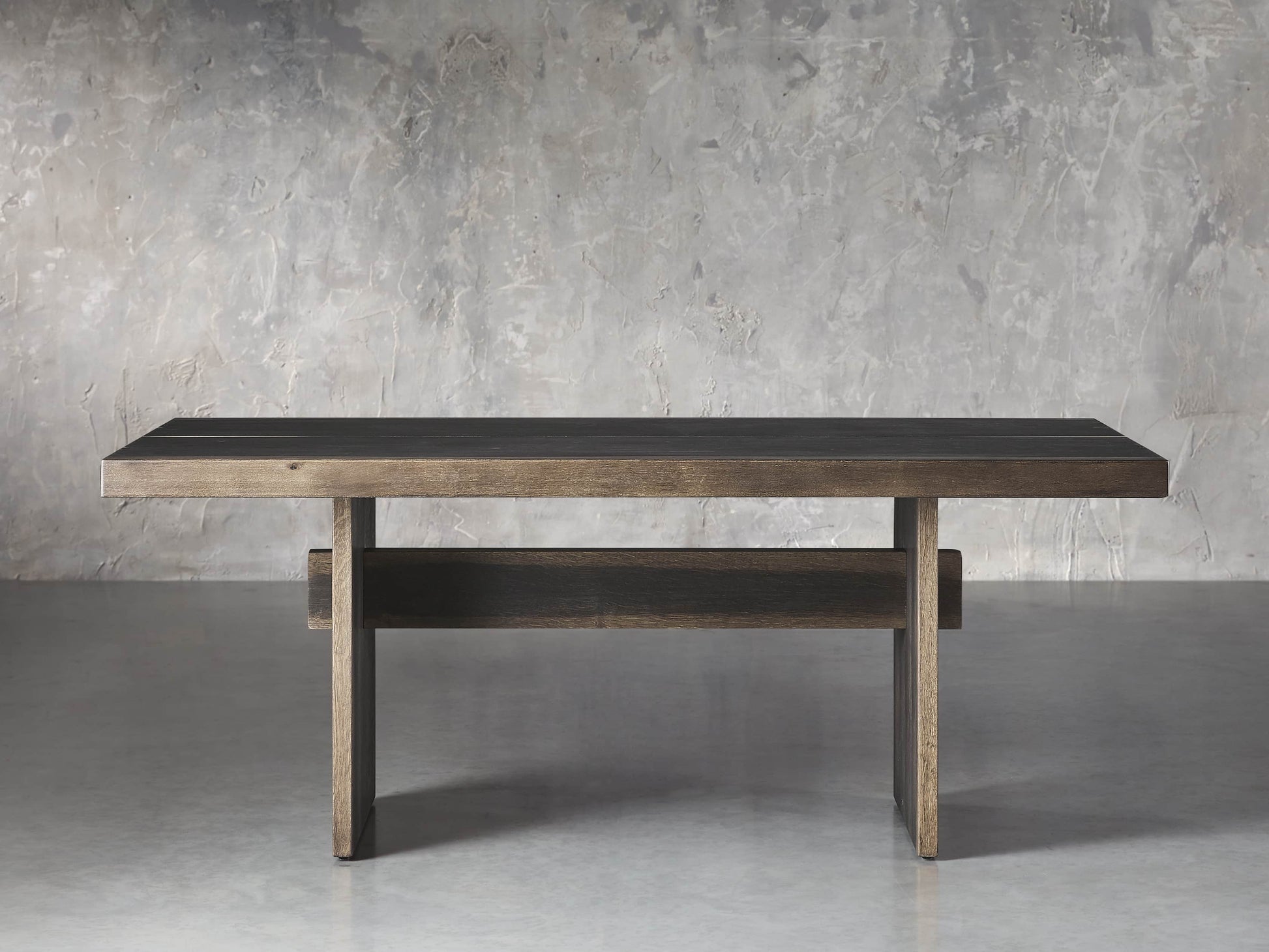 Mihaela Dining Table - King Lamps
