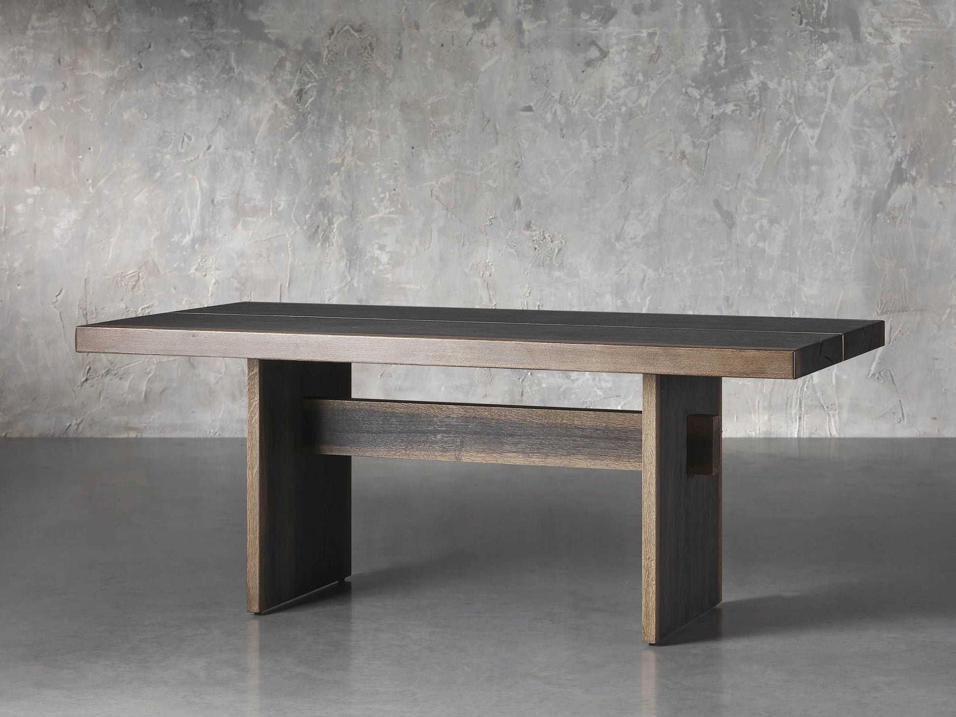Mihaela Dining Table - King Lamps