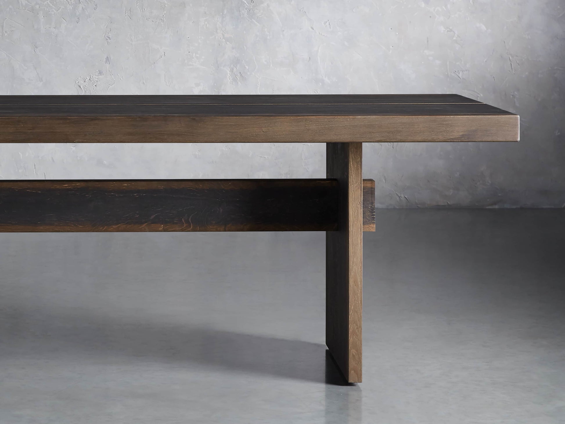 Mihaela Dining Table - King Lamps