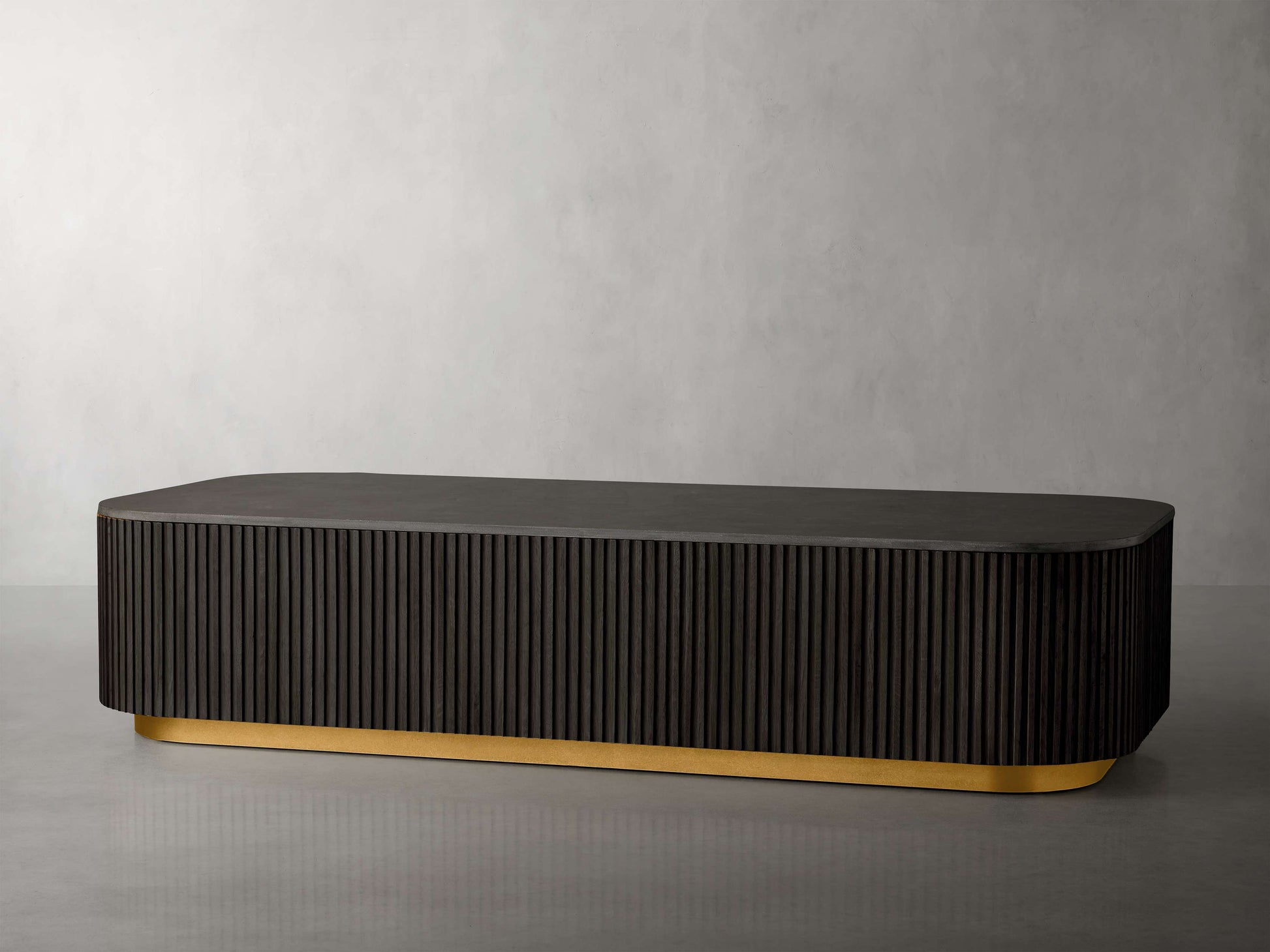 Finnley Coffee Table - King Lamps