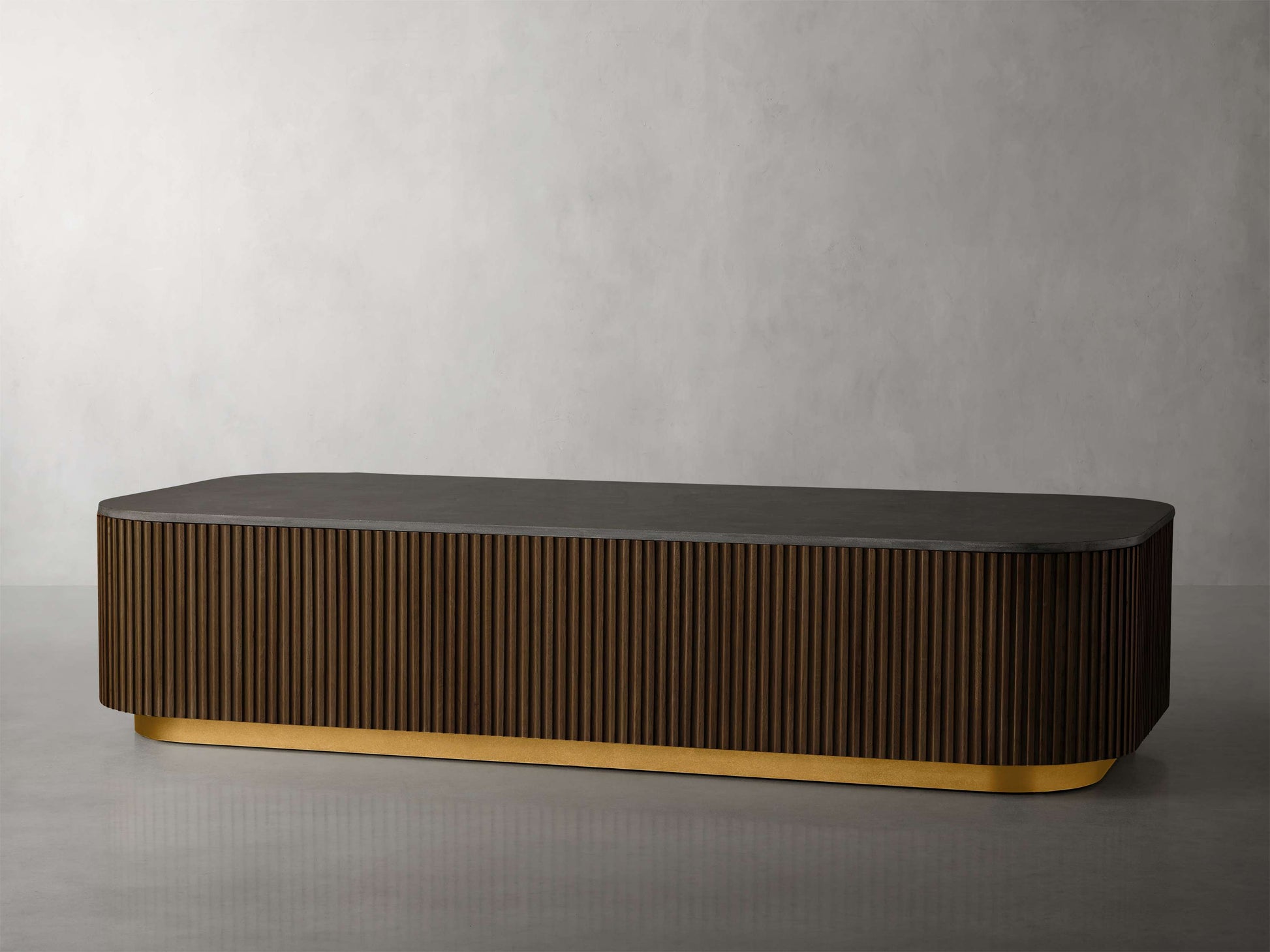 Finnley Coffee Table - King Lamps