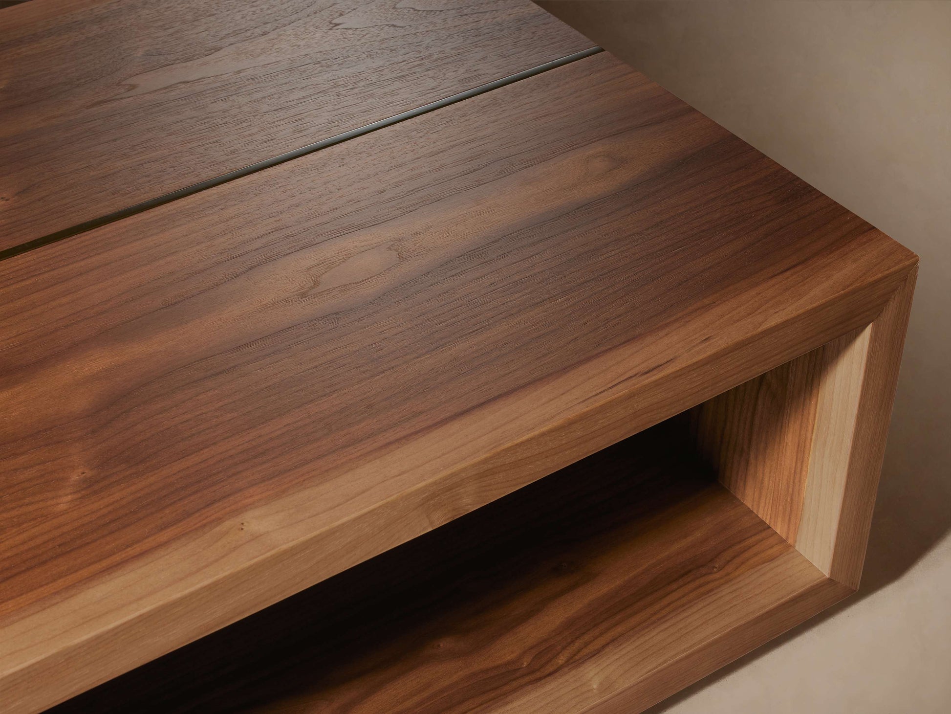 Mihaela Coffee Table - King Lamps