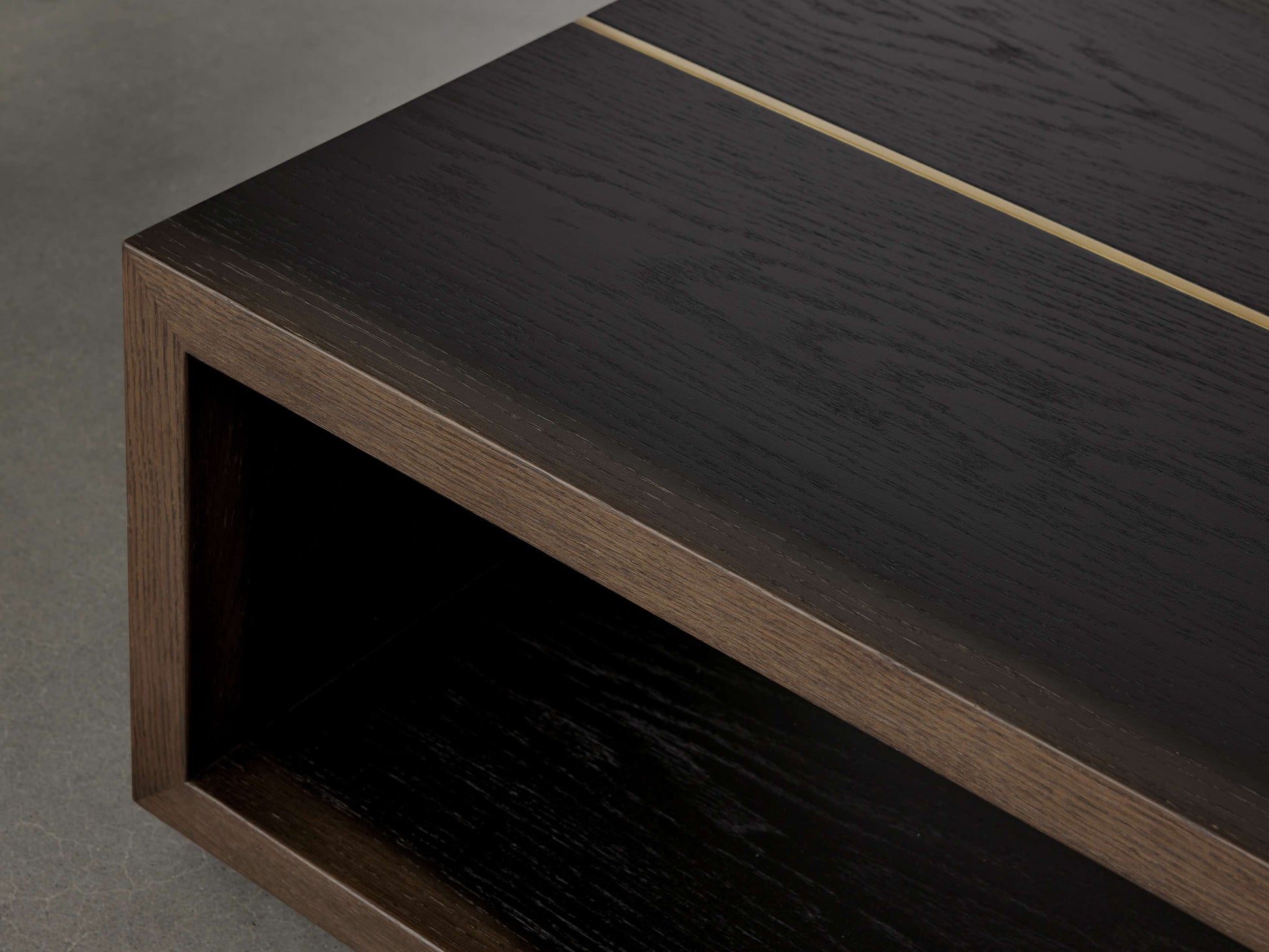 Mihaela Coffee Table - King Lamps