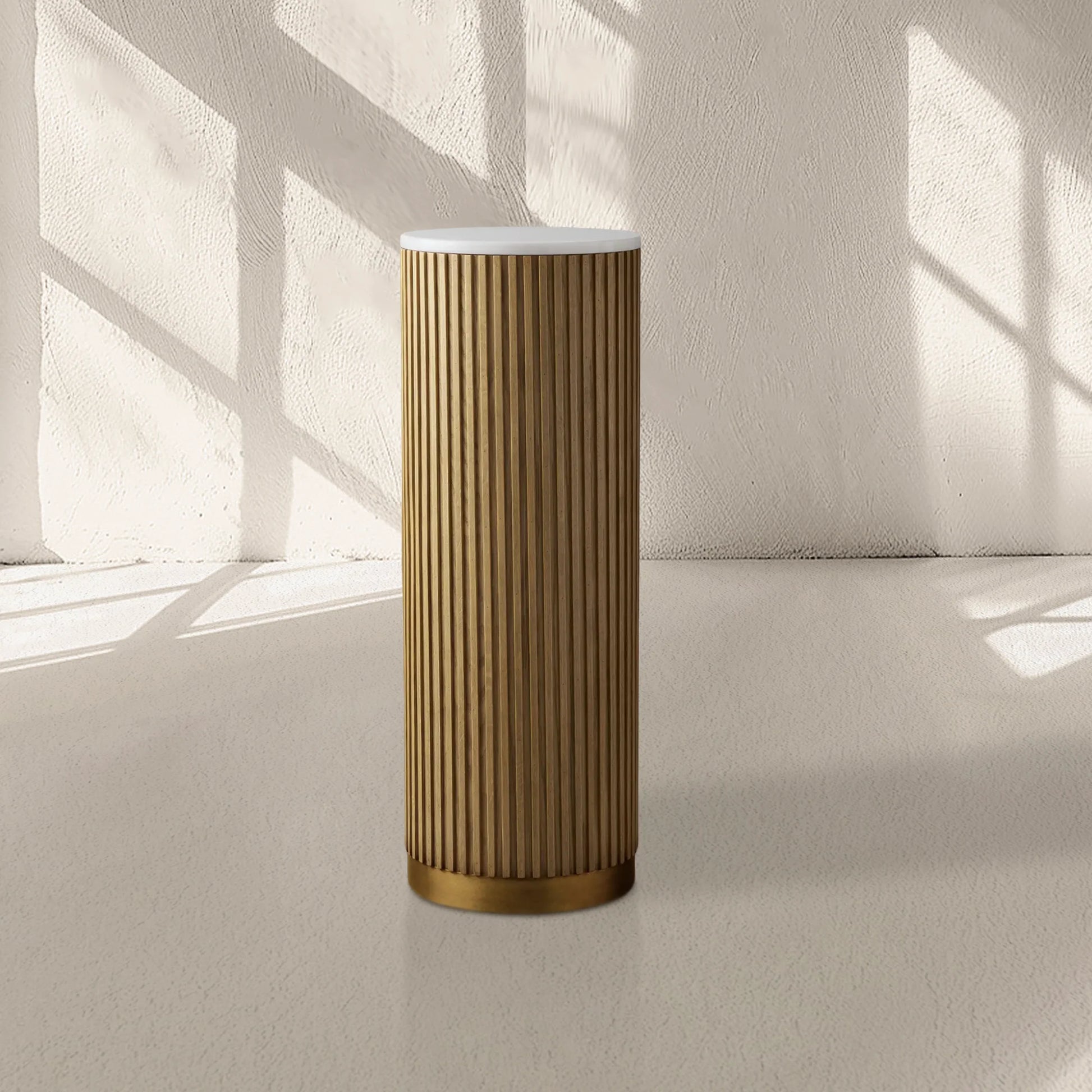 Finnley Pedestal