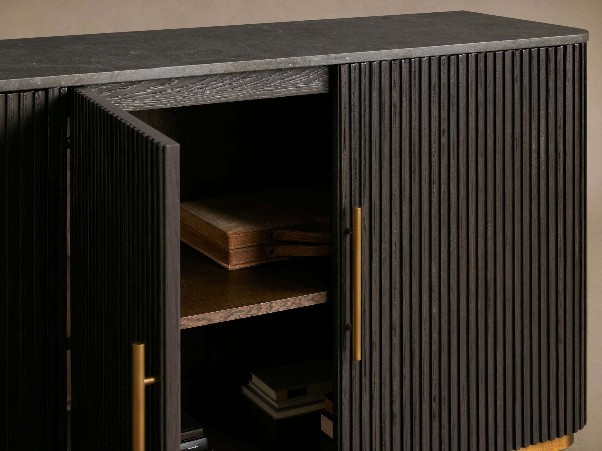 Finnley Plinth Sideboard - King Lamps