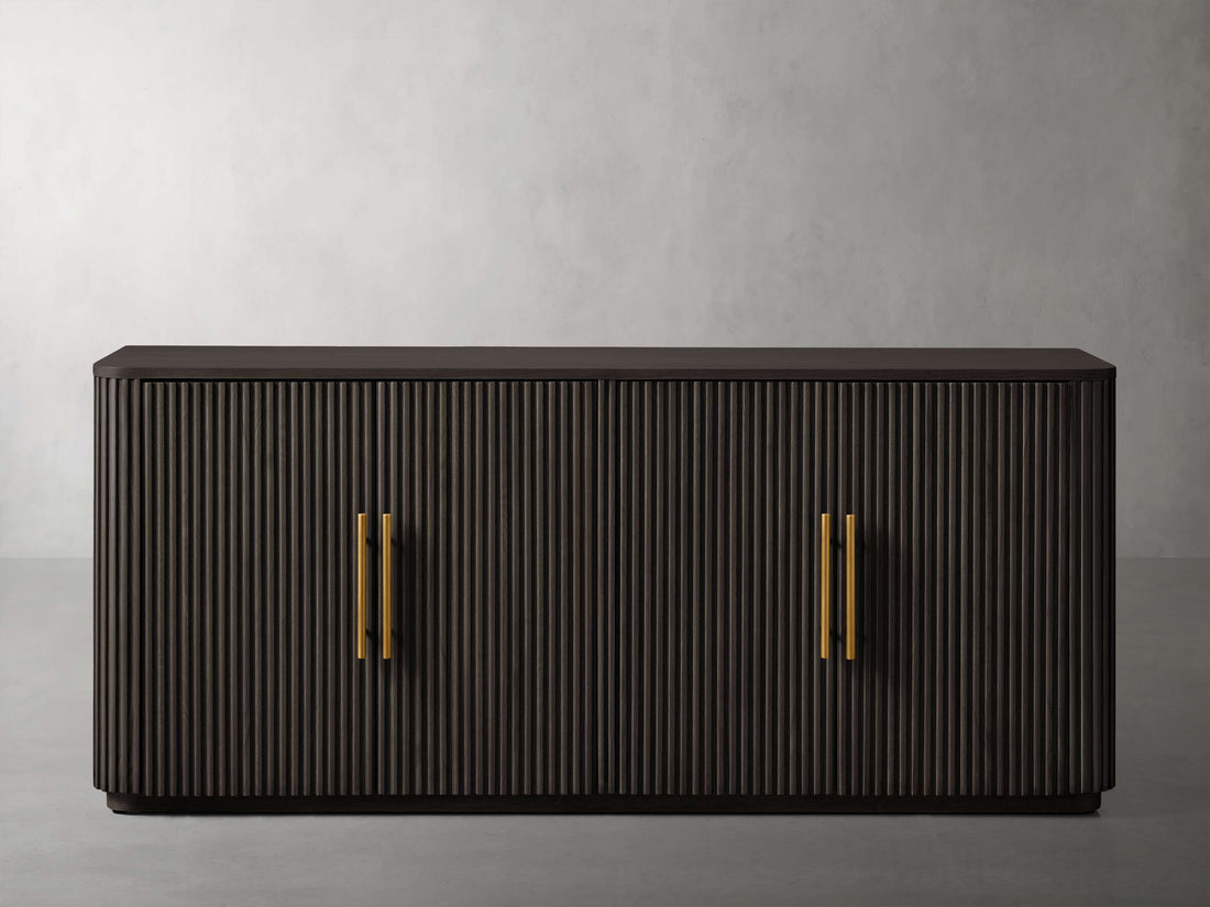 Finnley Wood Sideboard - King Lamps