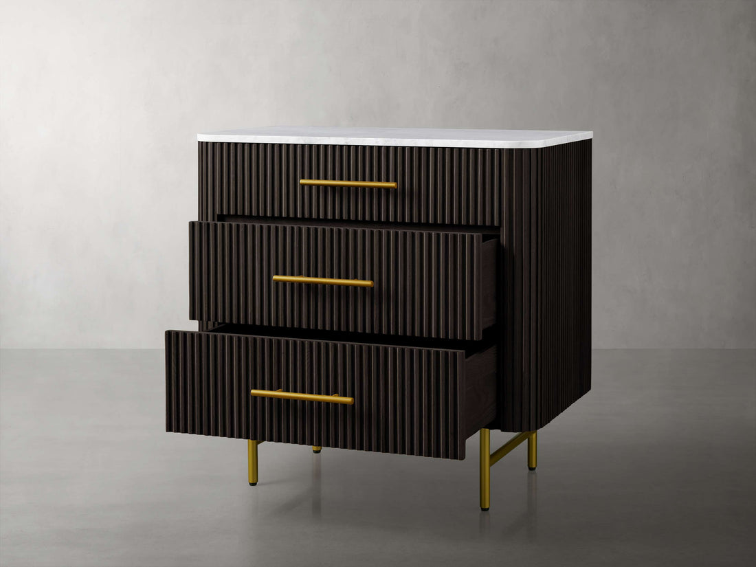 Finnley Three-Drawer Chest - King Lamps
