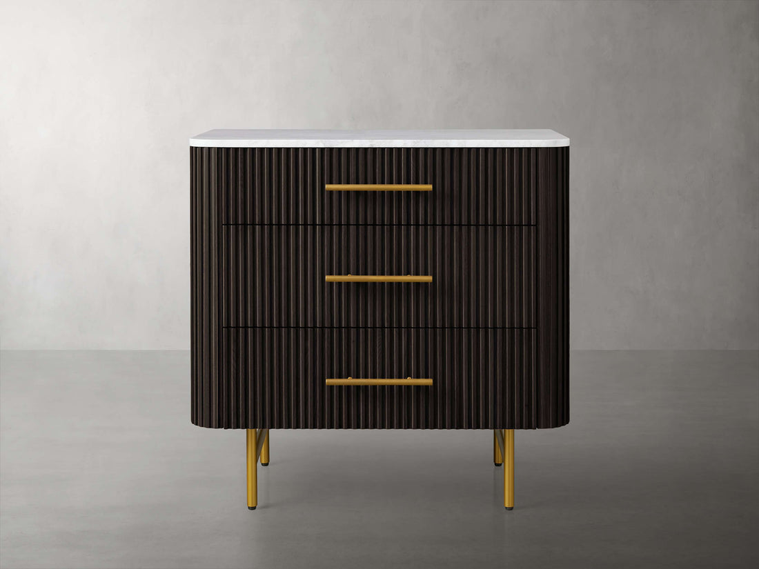 Finnley Three-Drawer Chest - King Lamps