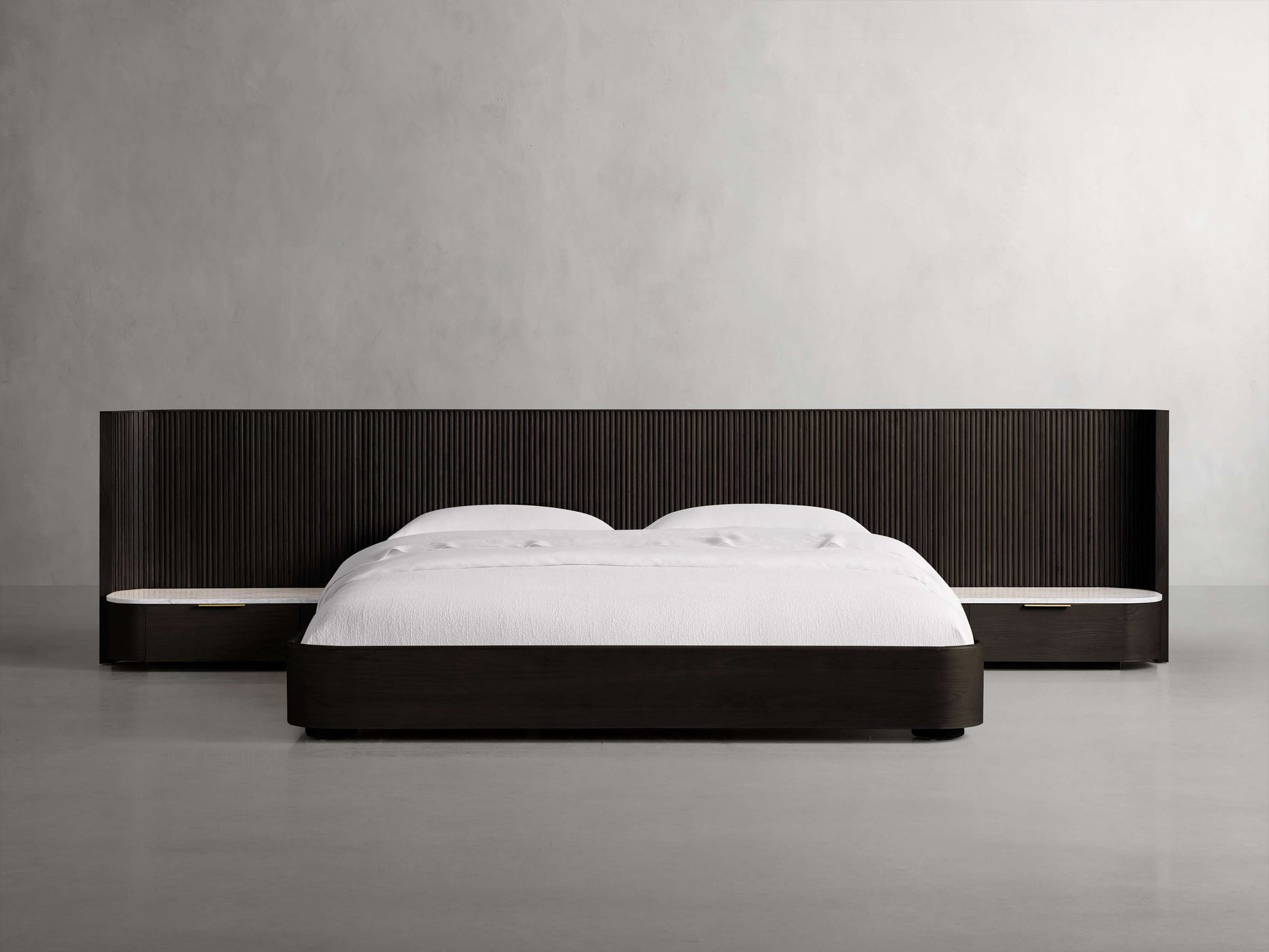 Finnley Extended Headboard Bed - King Lamps