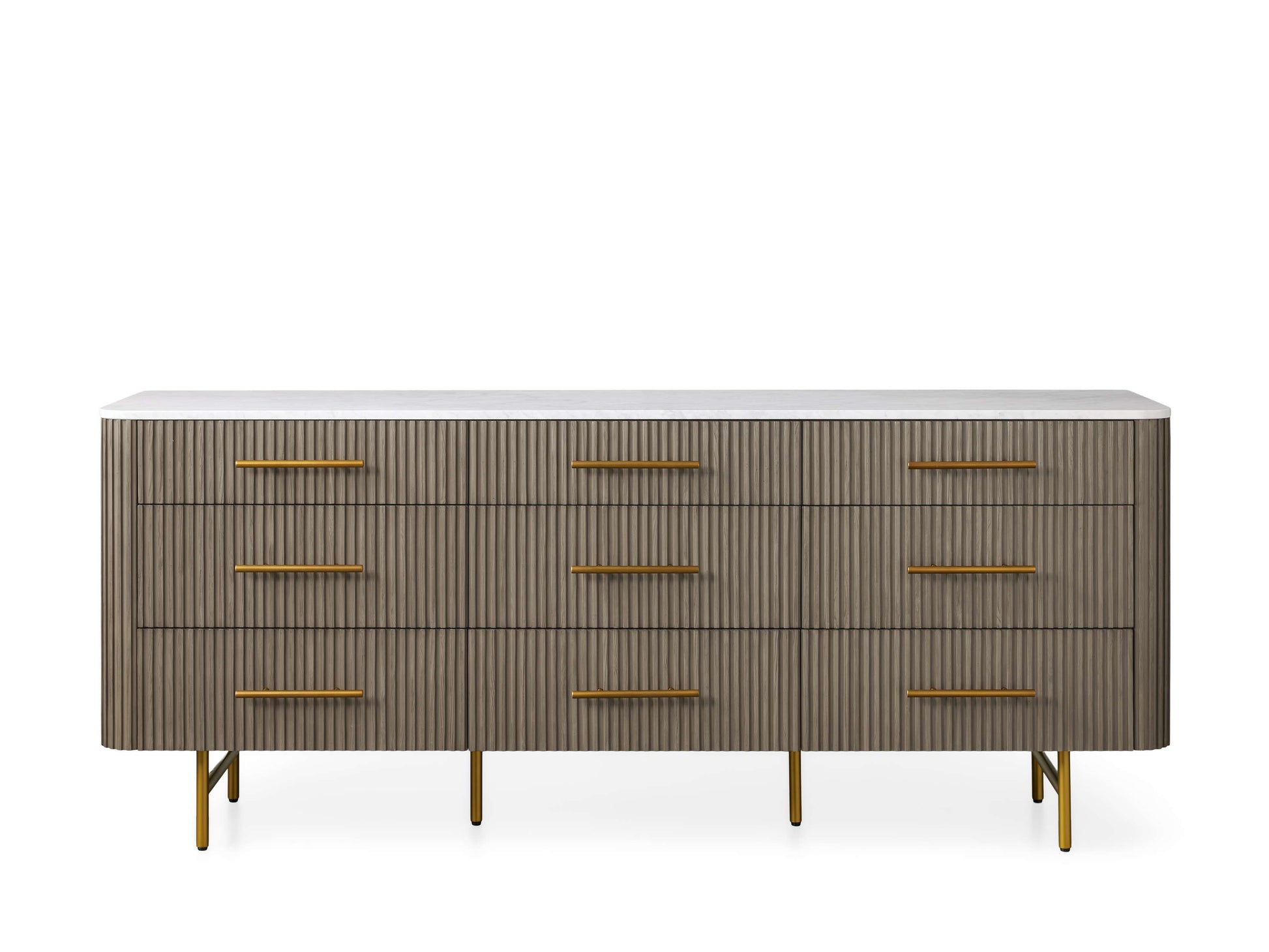 Finnley Nine-Drawer Dresser - King Lamps