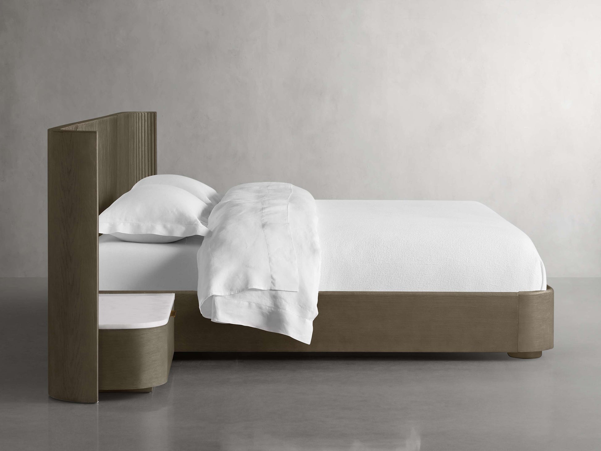 Finnley Extended Headboard Bed - King Lamps