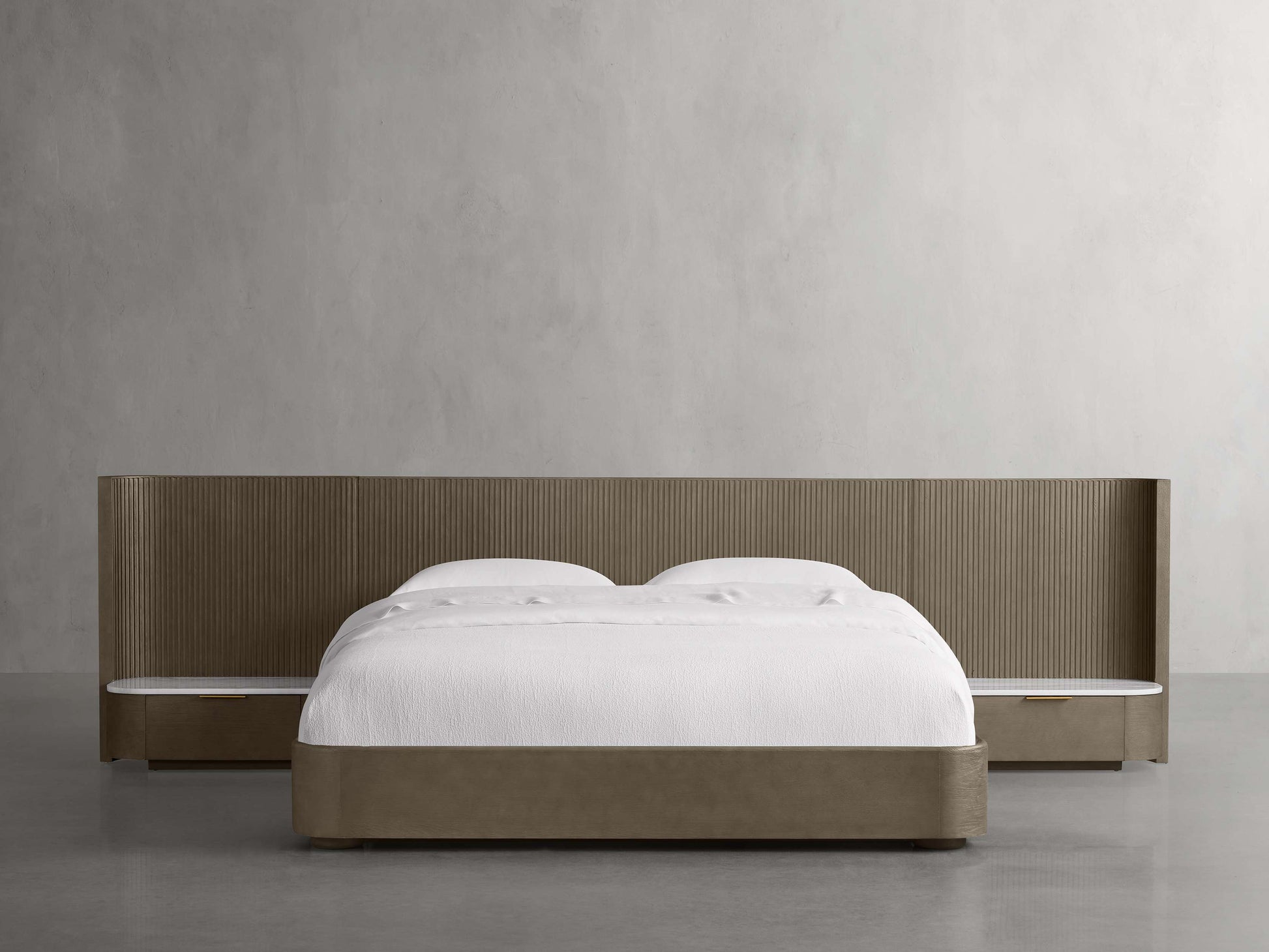 Finnley Extended Headboard Bed - King Lamps