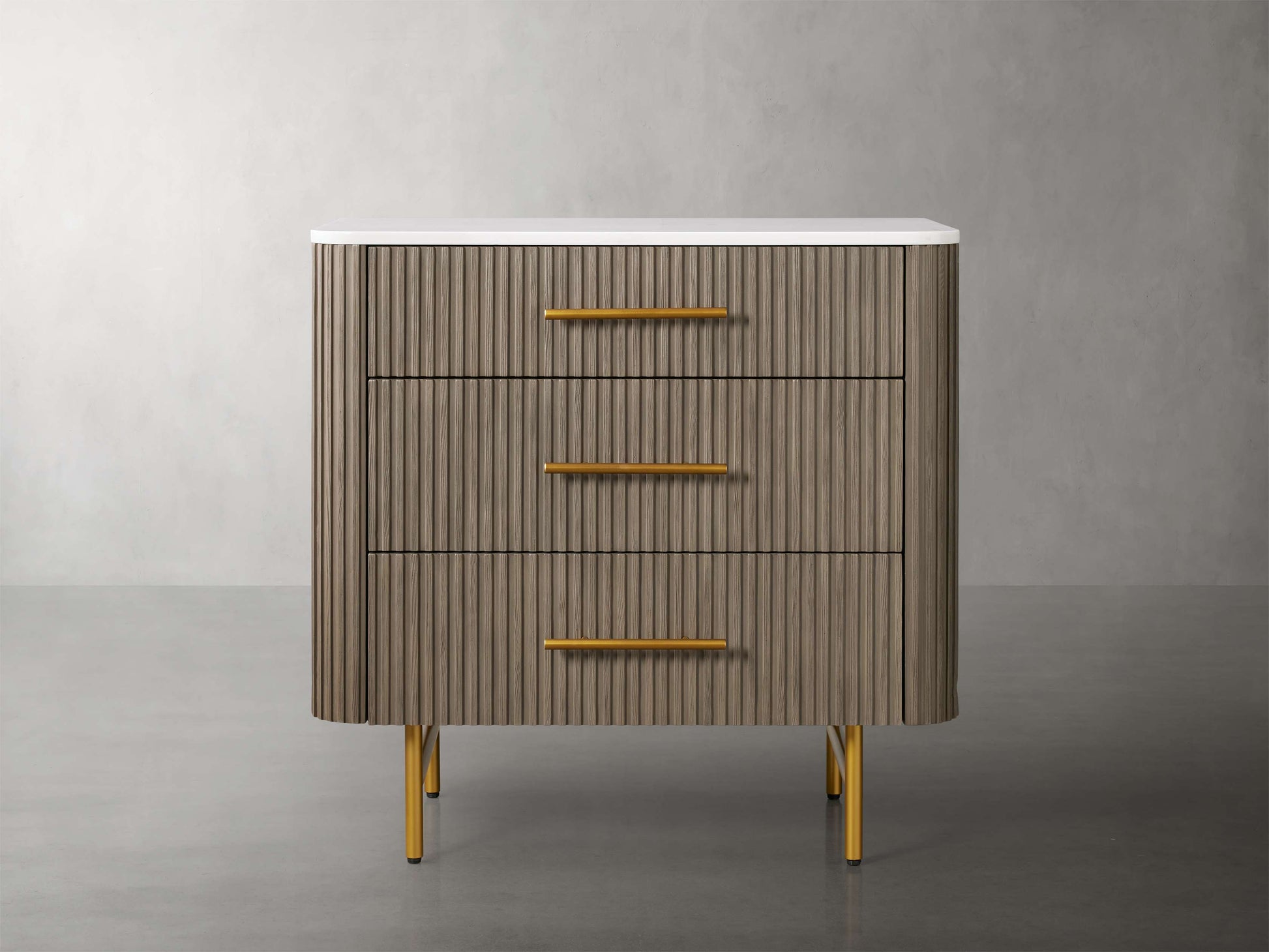 Finnley Three-Drawer Chest - King Lamps