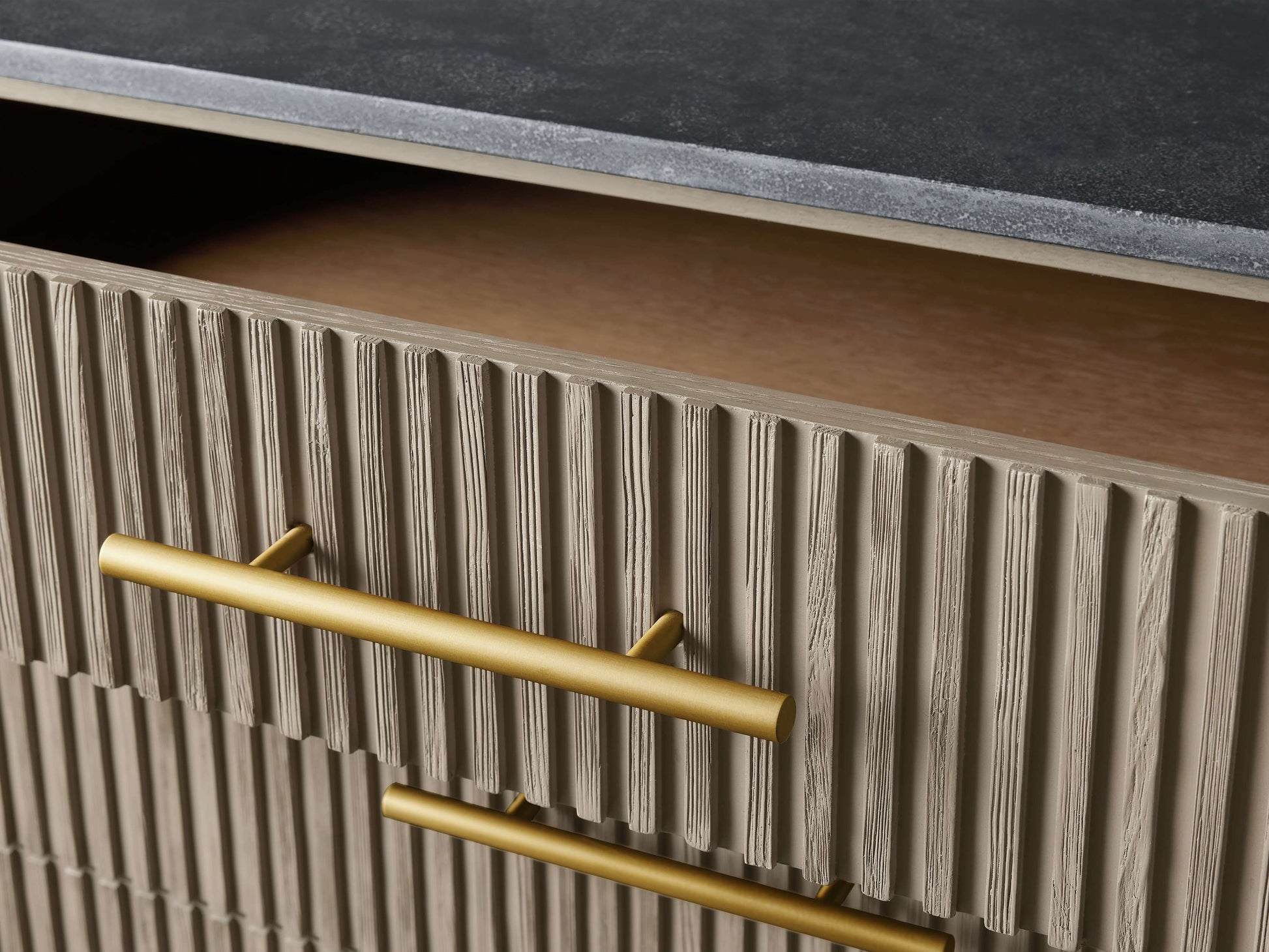 Finnley Five-Drawer Dresser - King Lamps