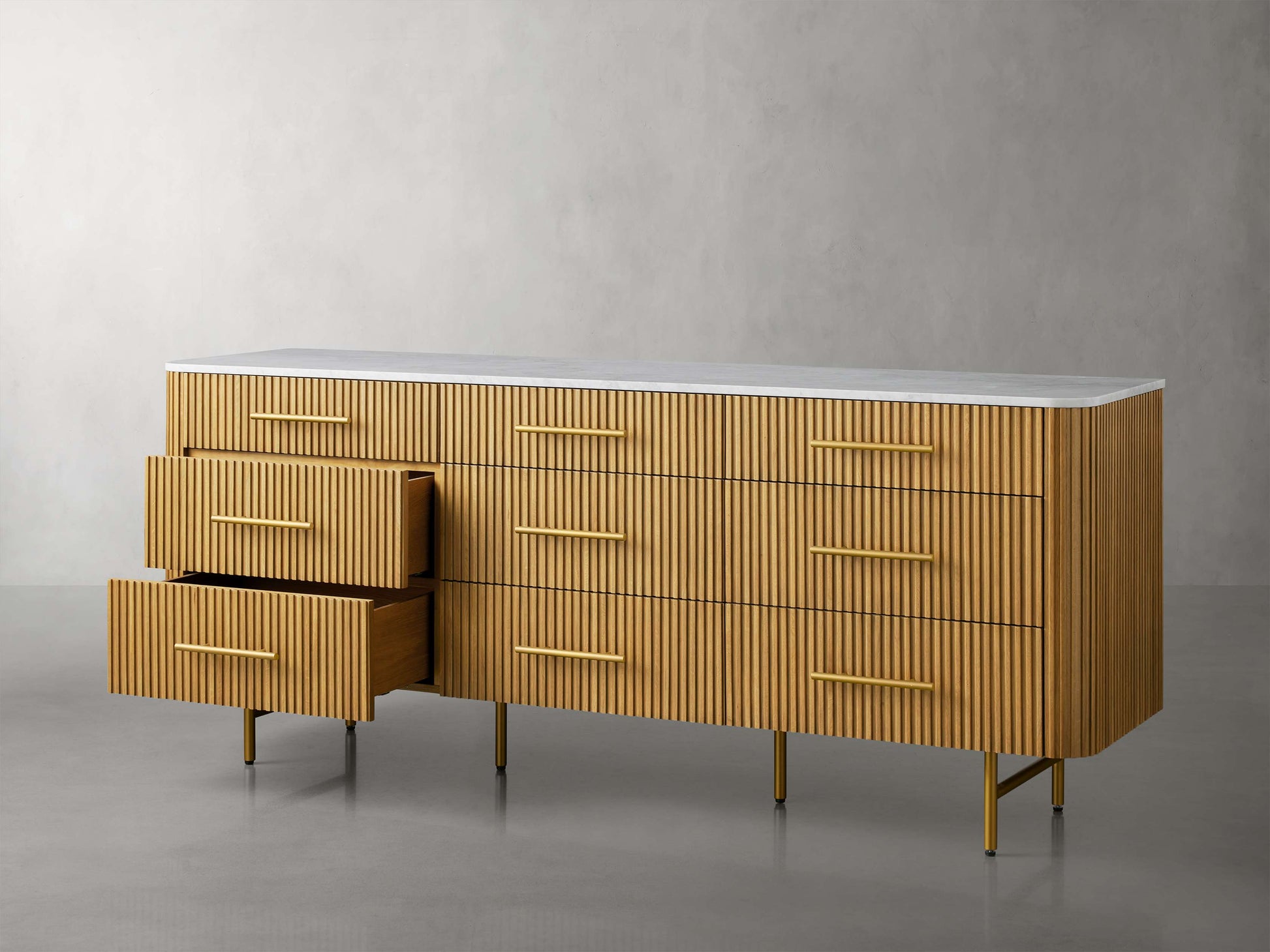 Finnley Nine-Drawer Dresser - King Lamps