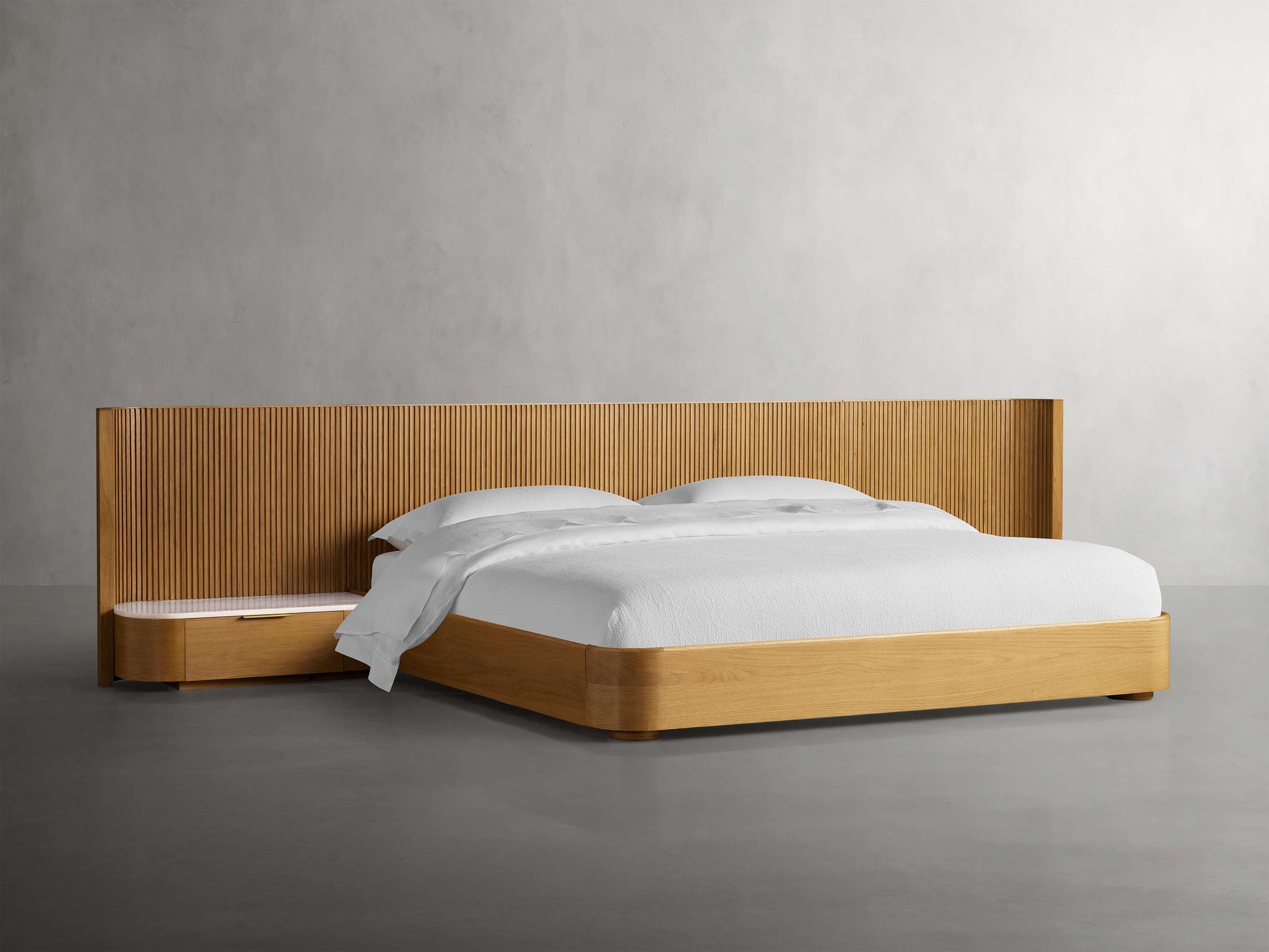 Finnley Extended Headboard Bed - King Lamps