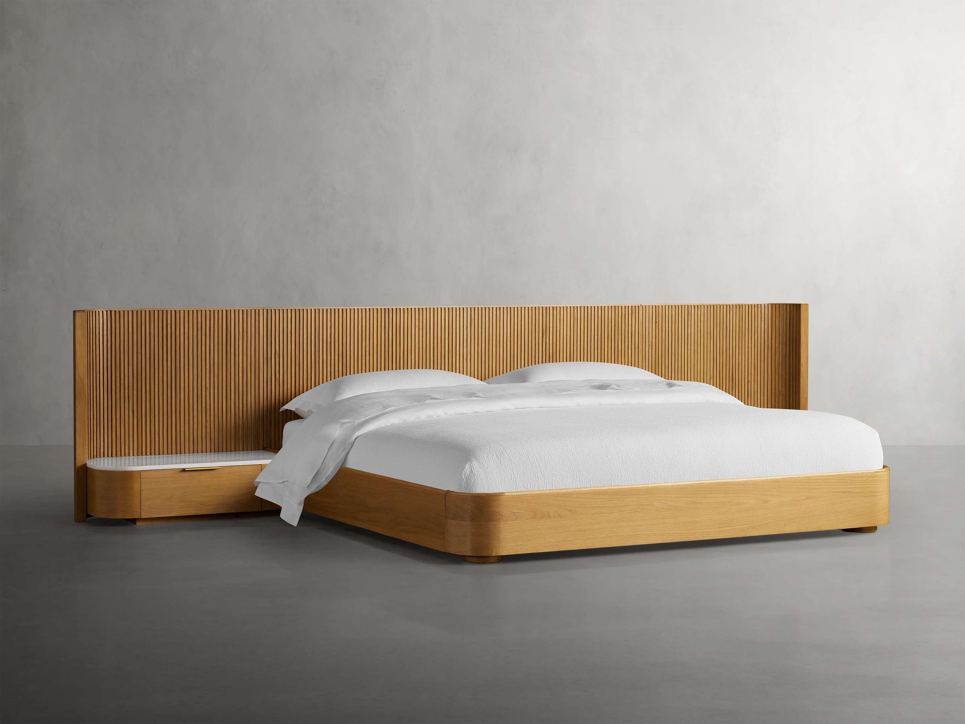 Finnley Extended Headboard Bed - King Lamps