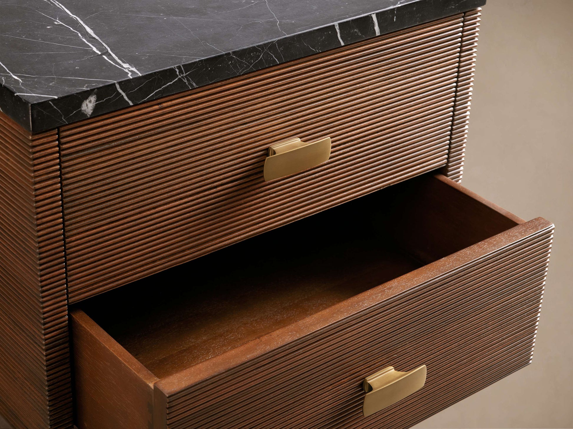 Giselle Nightstand - King Lamps