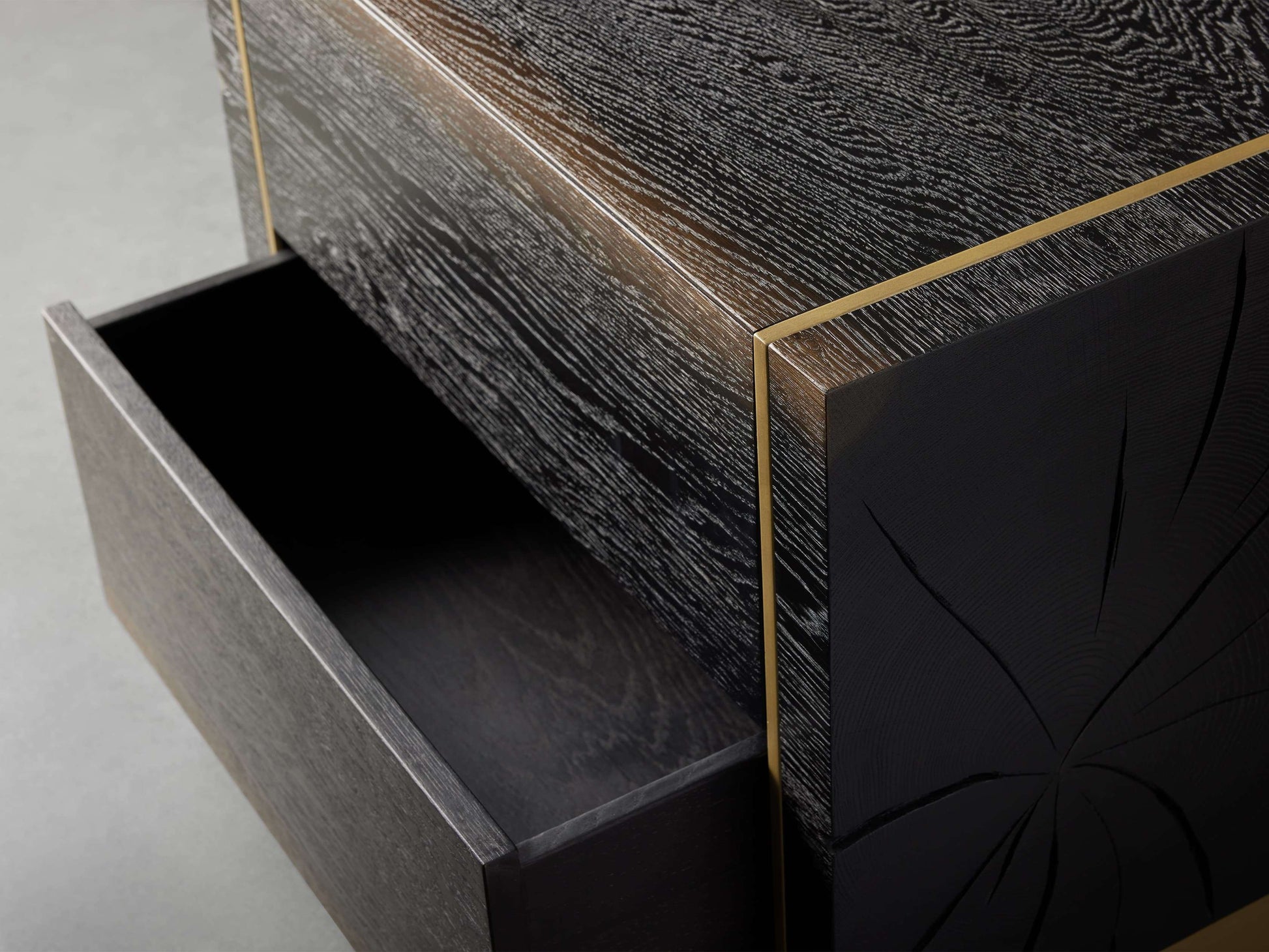 Mihaela Nightstand - King Lamps