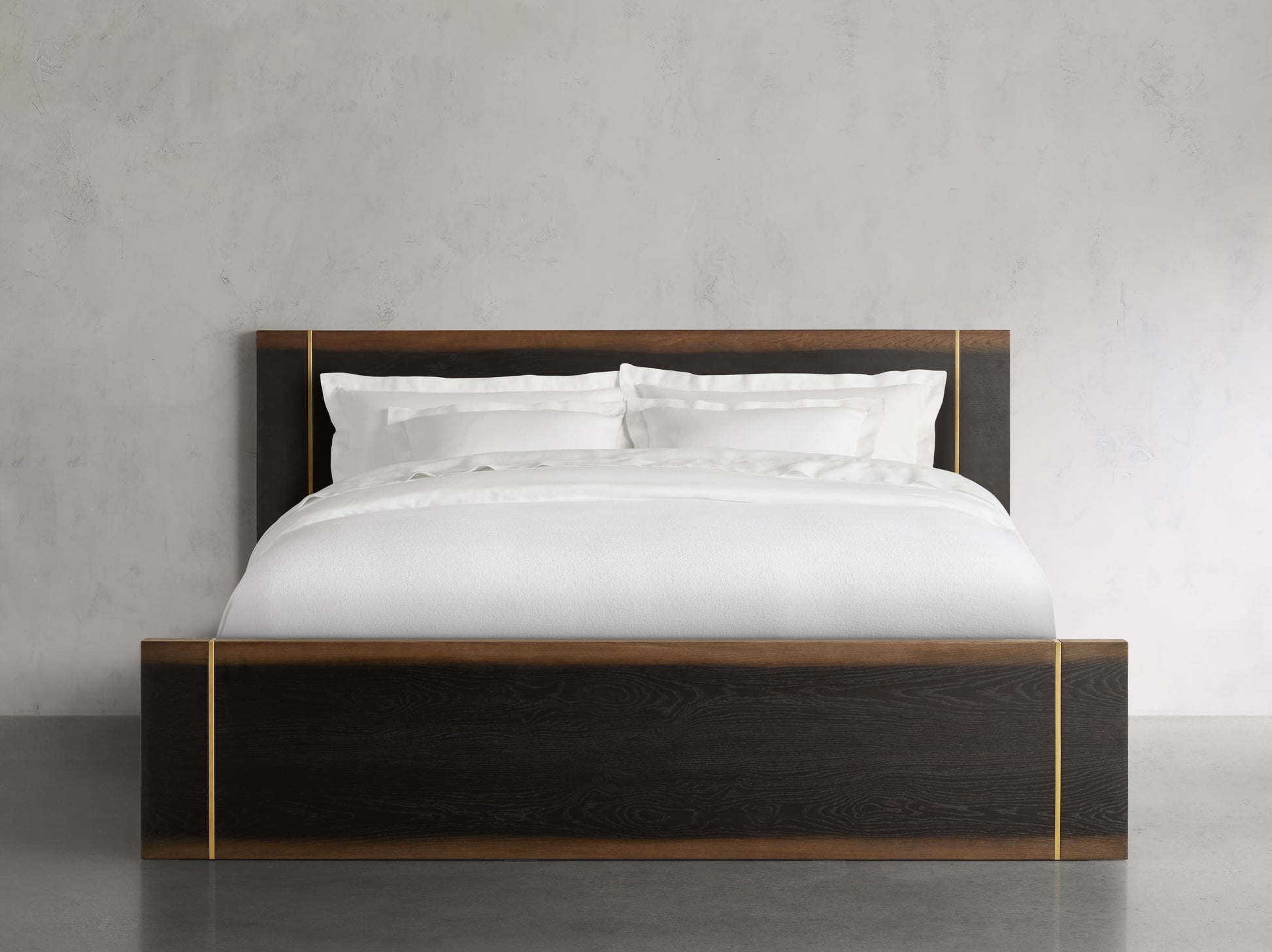 Mihaela Bed - King Lamps