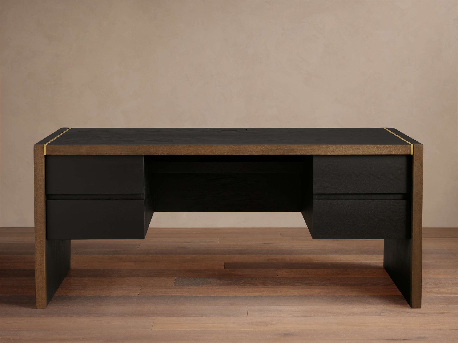 Mihaela Executive Desk - King Lamps