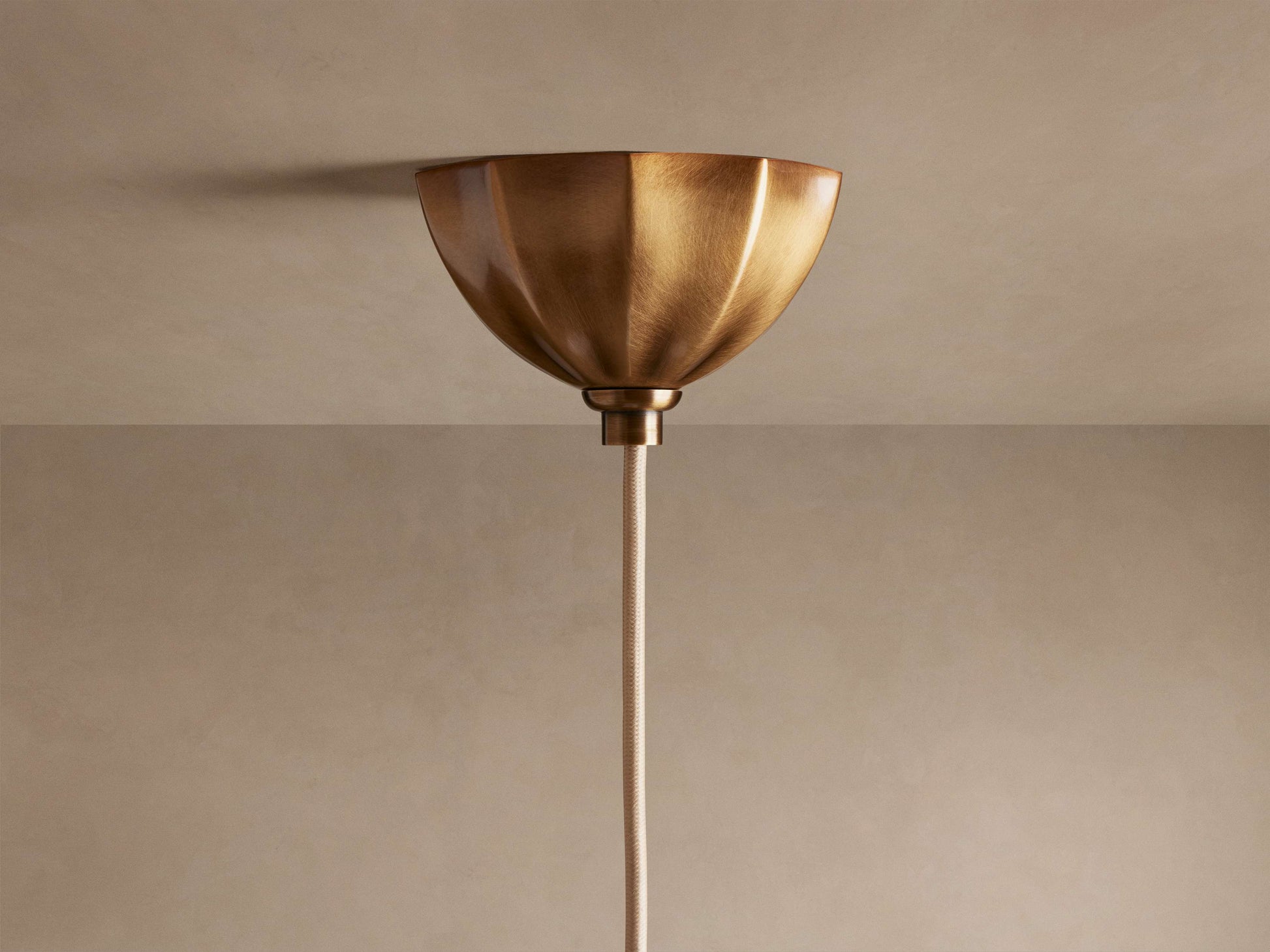 Agnes Pendant 12" 16" 20"D