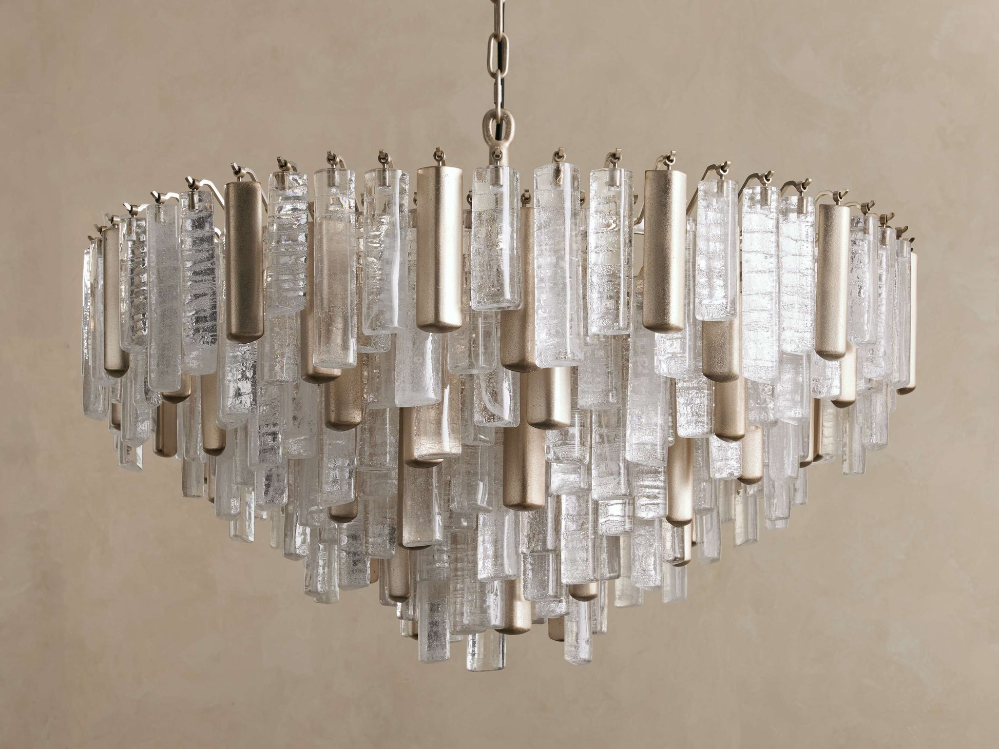 Neve Round Murano Glass Chandelier