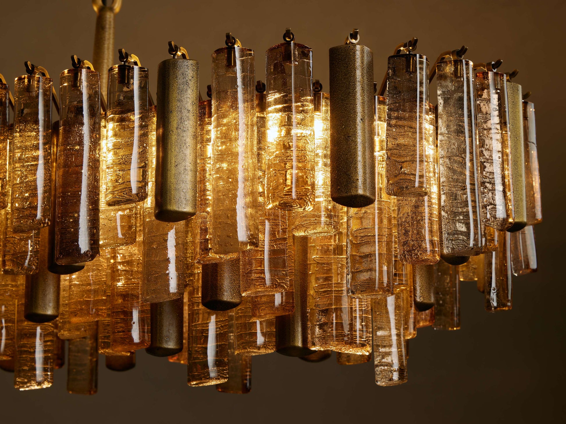 Neve Linear Murano Glass Chandelier