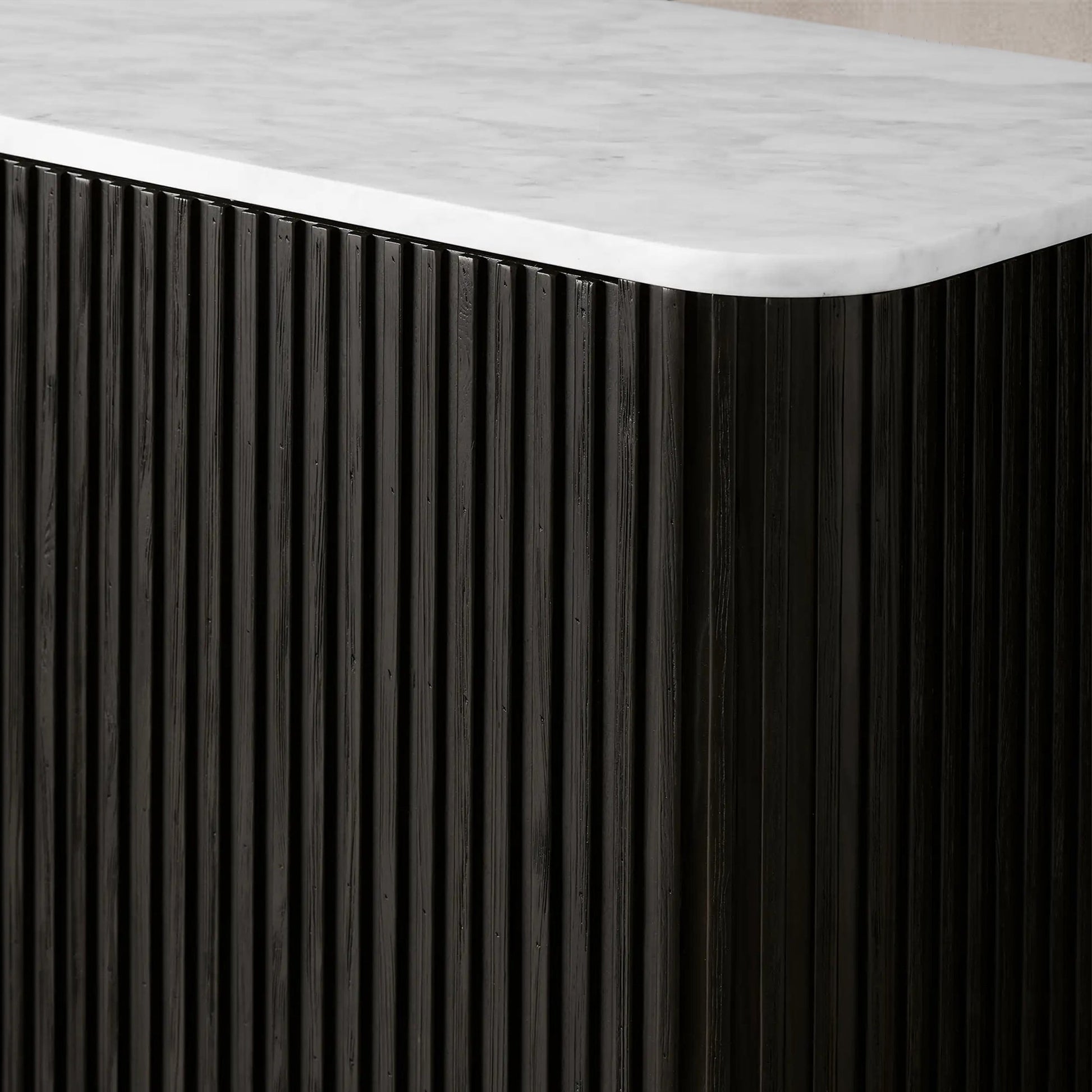 Finnley Media Console