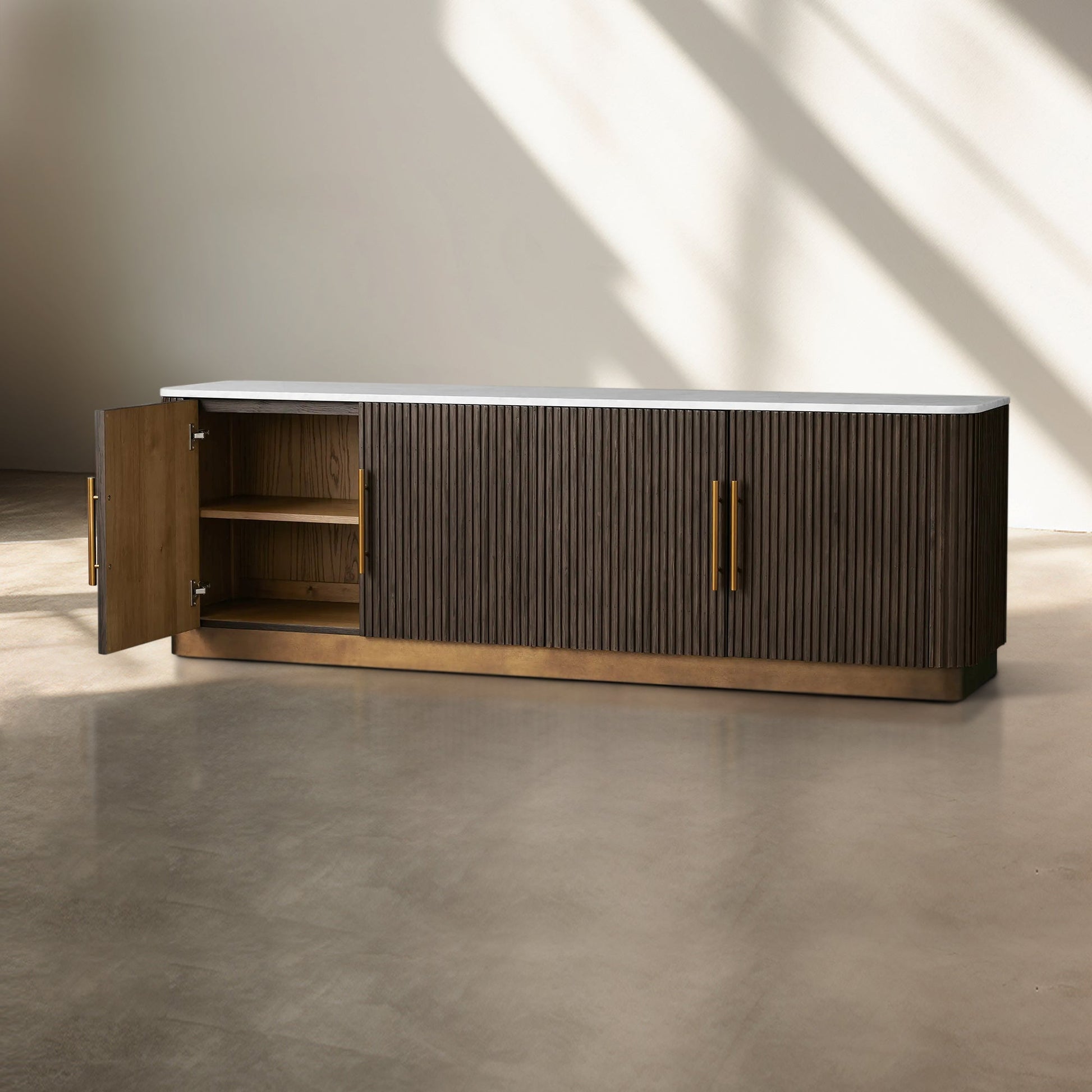 Finnley Media Console