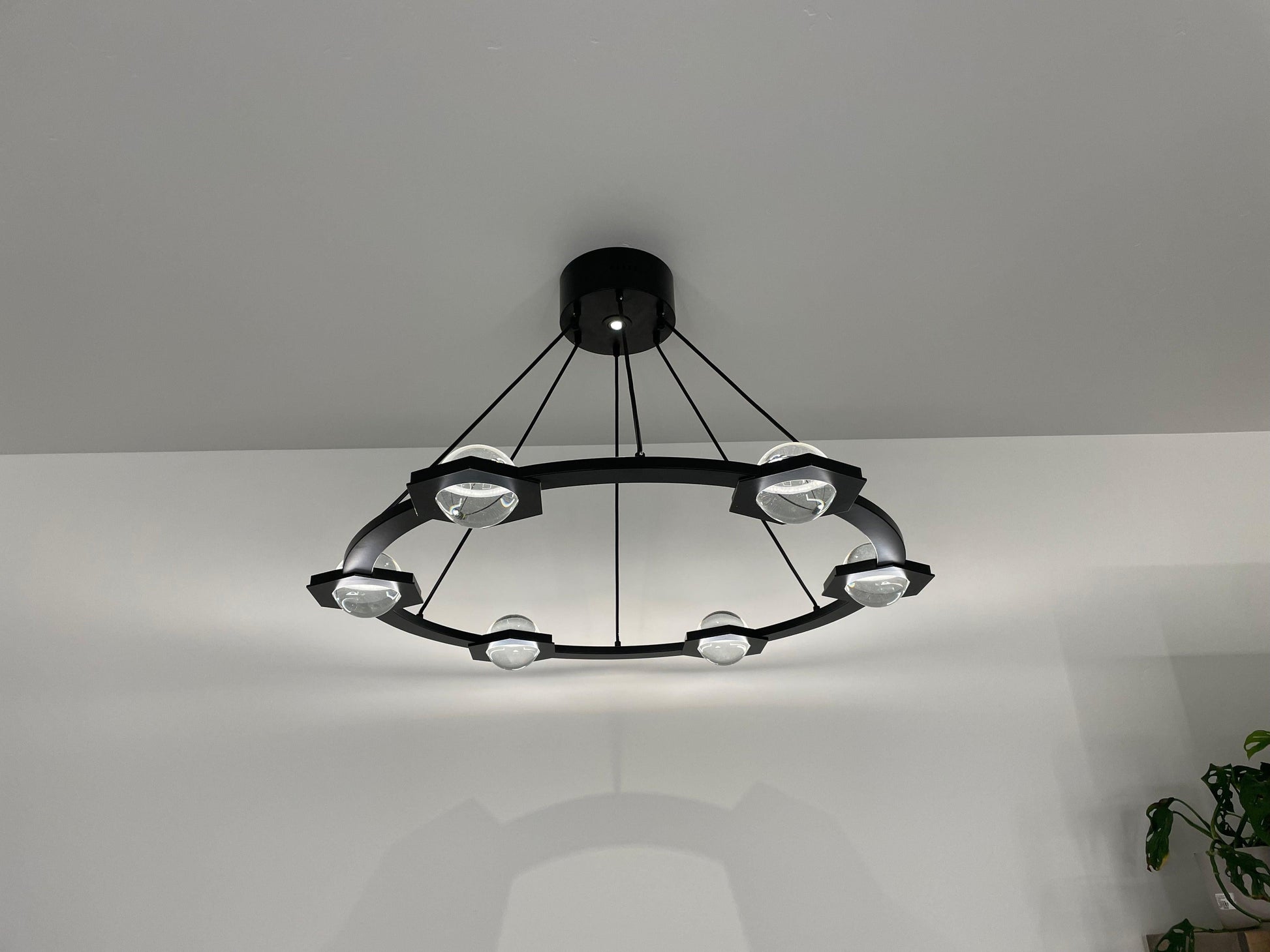 Eclatant Round Chandelier 36" - King Lamps