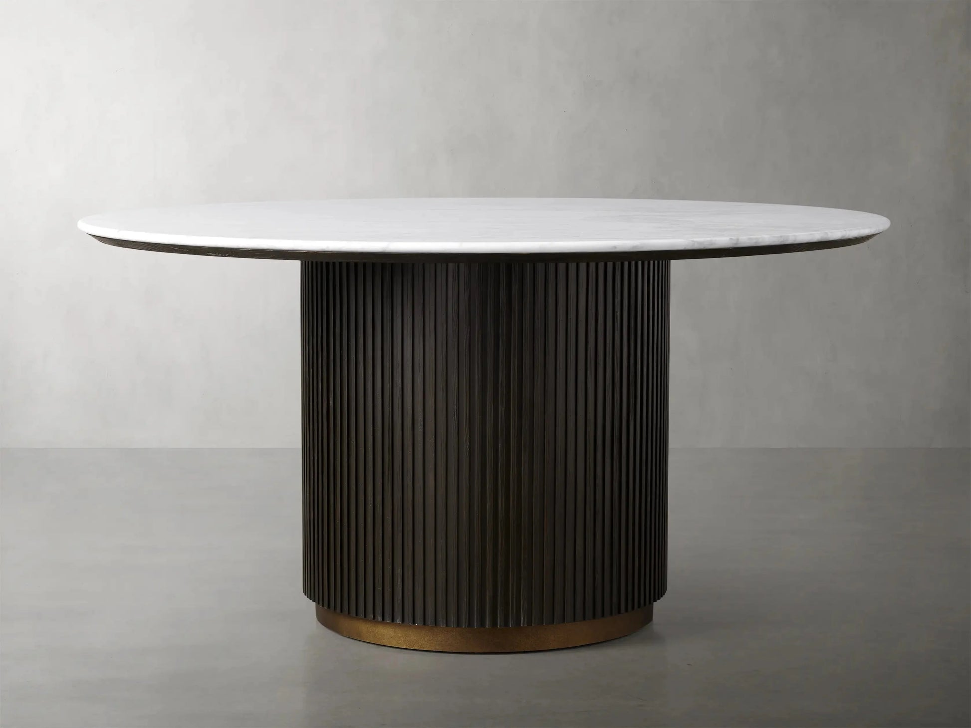 Finnley Round Dining Table-Kinglamps