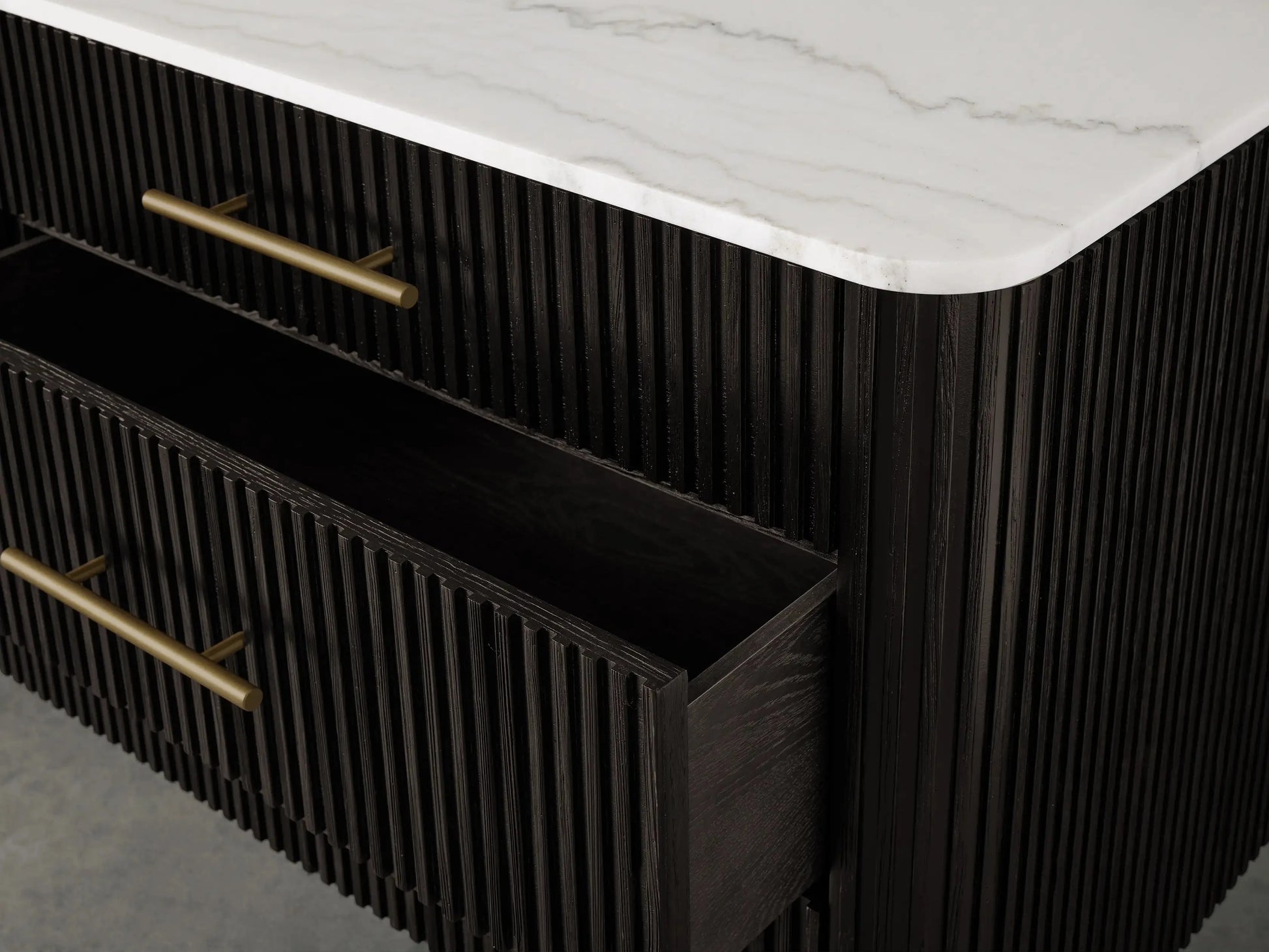Finnley Six Drawer Dresser-Kinglamps