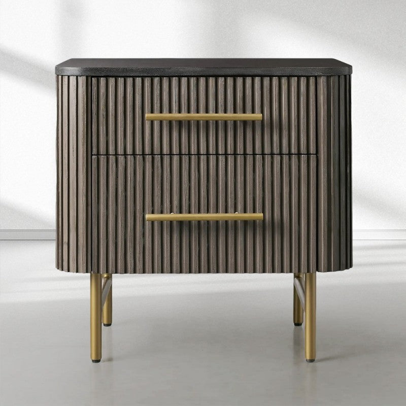 Finnley Closed Nightstand - King Lamps