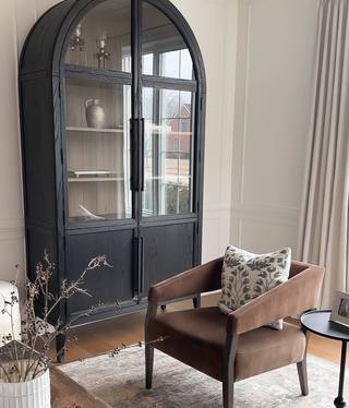Hendi Glass Cabinet-Kinglamps