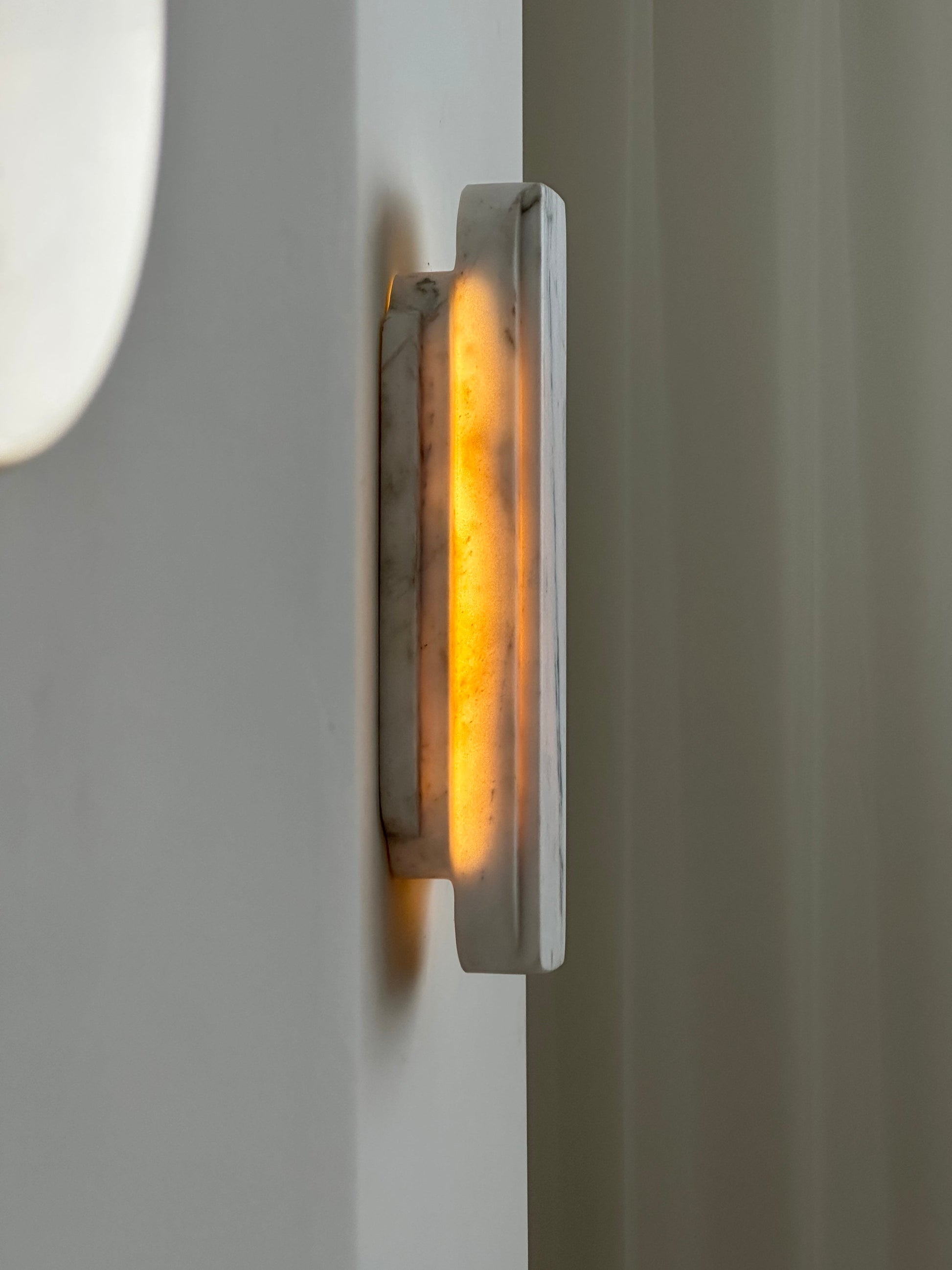 Jewel Onyx Alabaster Wall Lamp