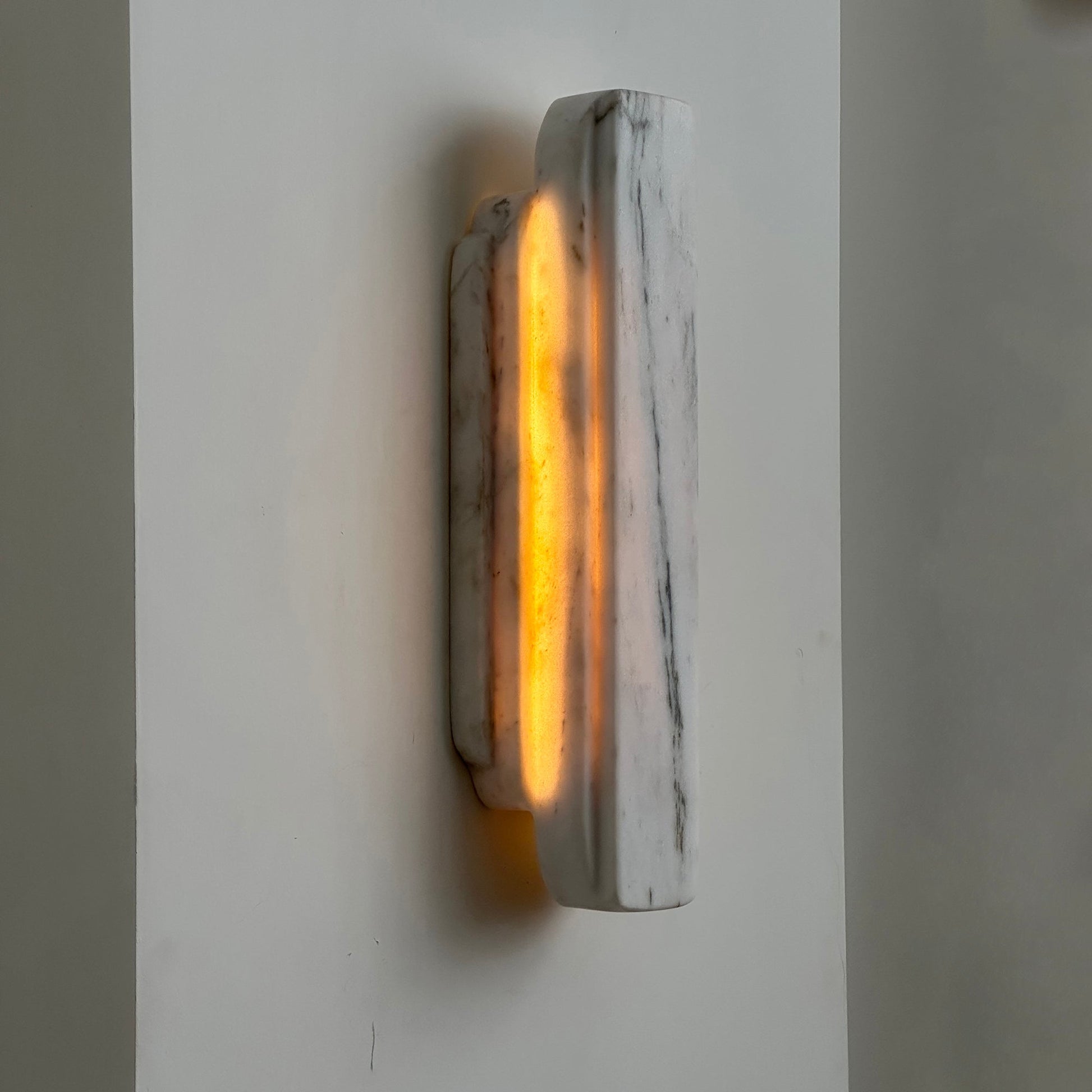 Jewel Onyx Alabaster Wall Lamp