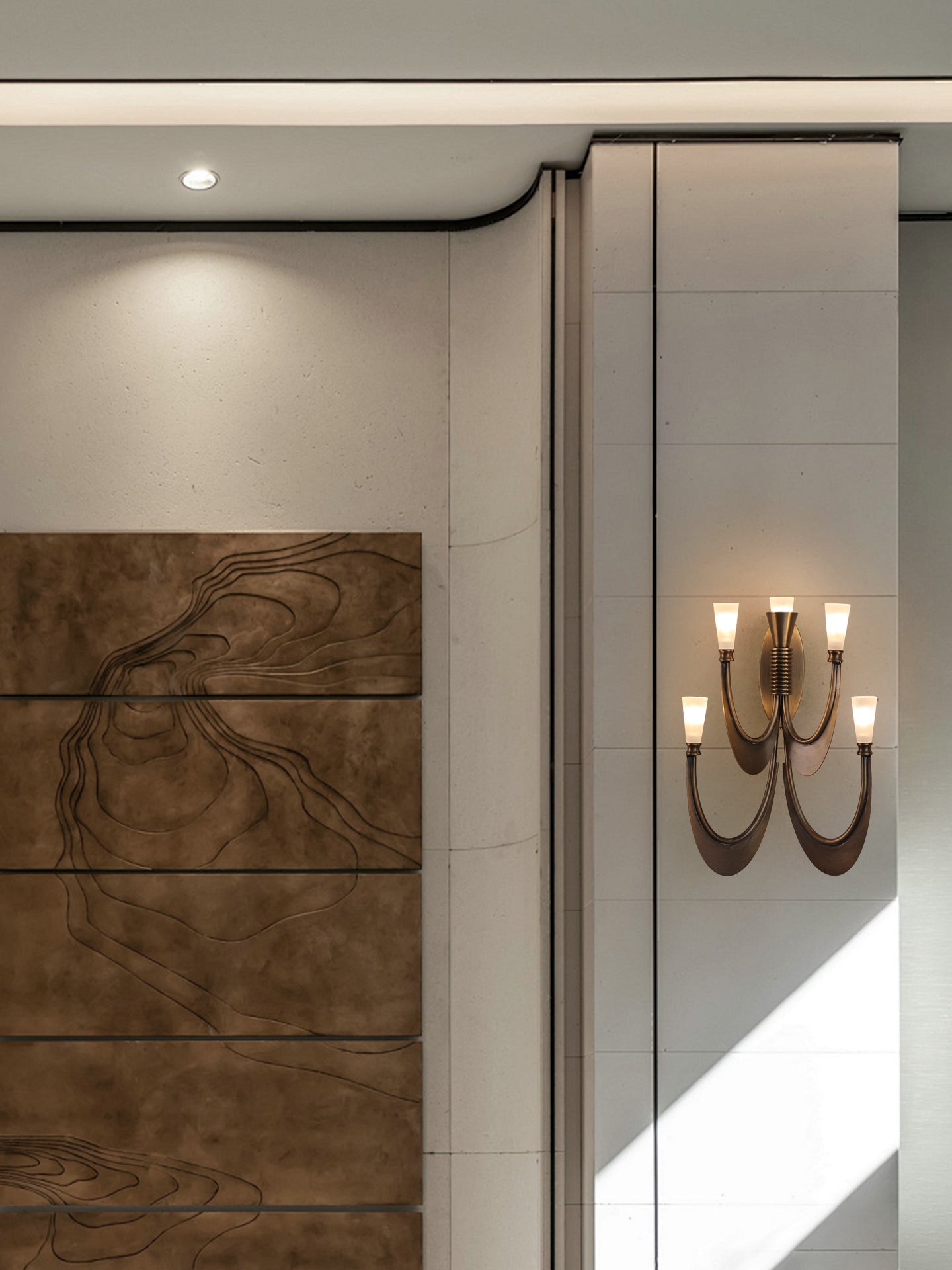 Metropolis Grand Alabaster Sconce