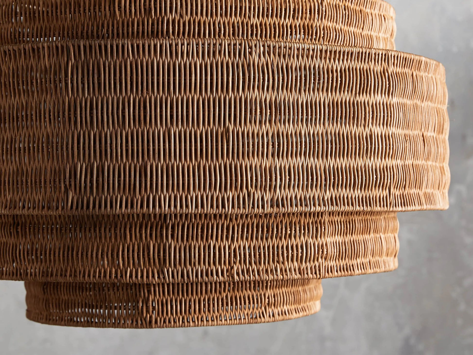 Paloma Chandelier 28'' 40''D