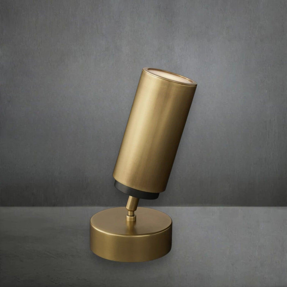 Champeaux Pivoting Spotlight - King Lamps