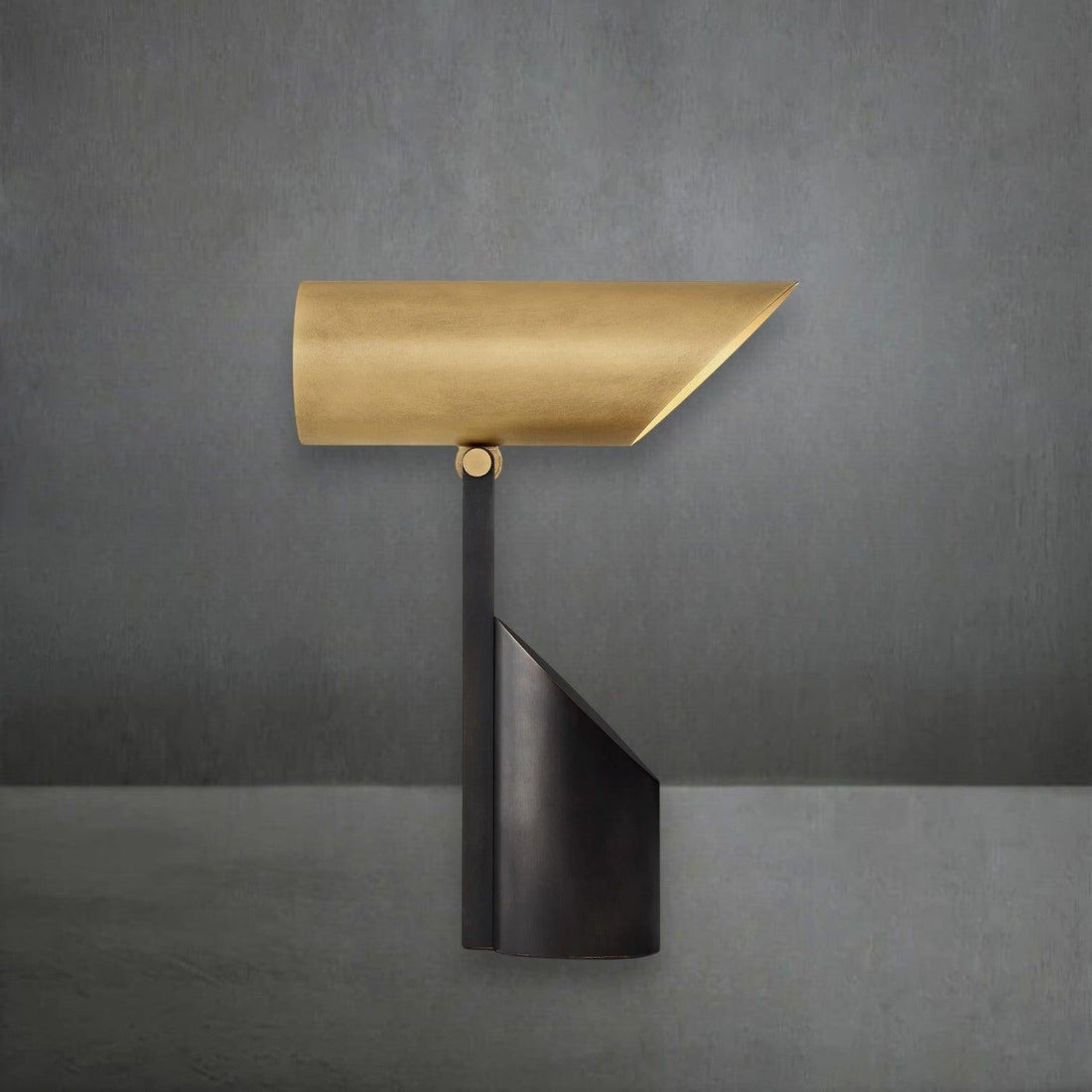 Champeaux Folding Spotlight - King Lamps